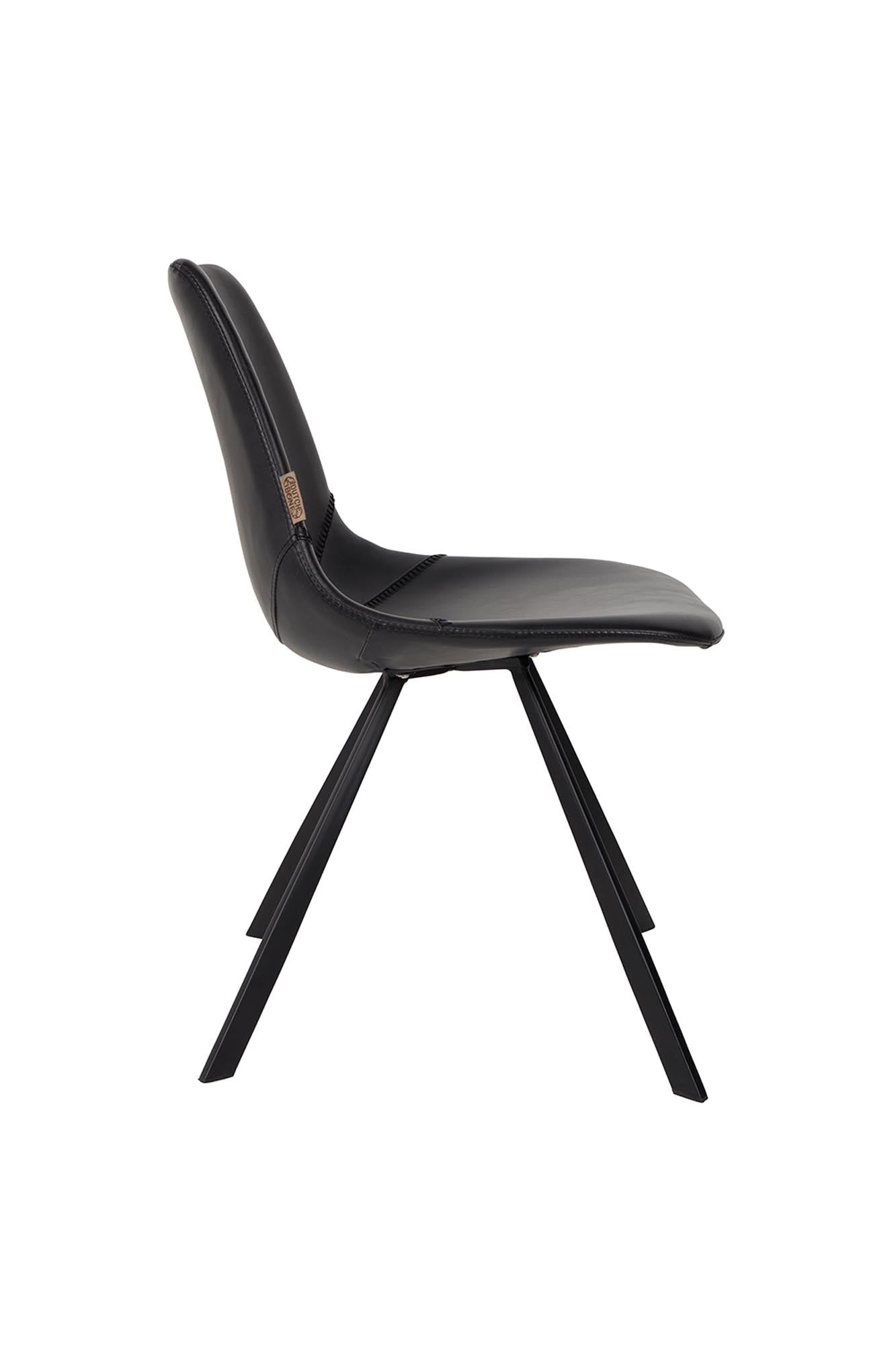 Der Stuhl Franky von Dutchbone: Modernes Design trifft Vintage-Charme. Komfortabel, pflegeleicht und vielseitig für jeden Raum.