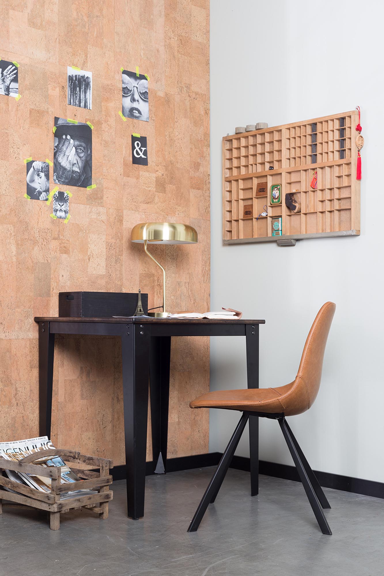 Der Stuhl Franky von Dutchbone vereint modernes Design mit höchstem Sitzkomfort und verleiht jedem Raum eine elegante Note.