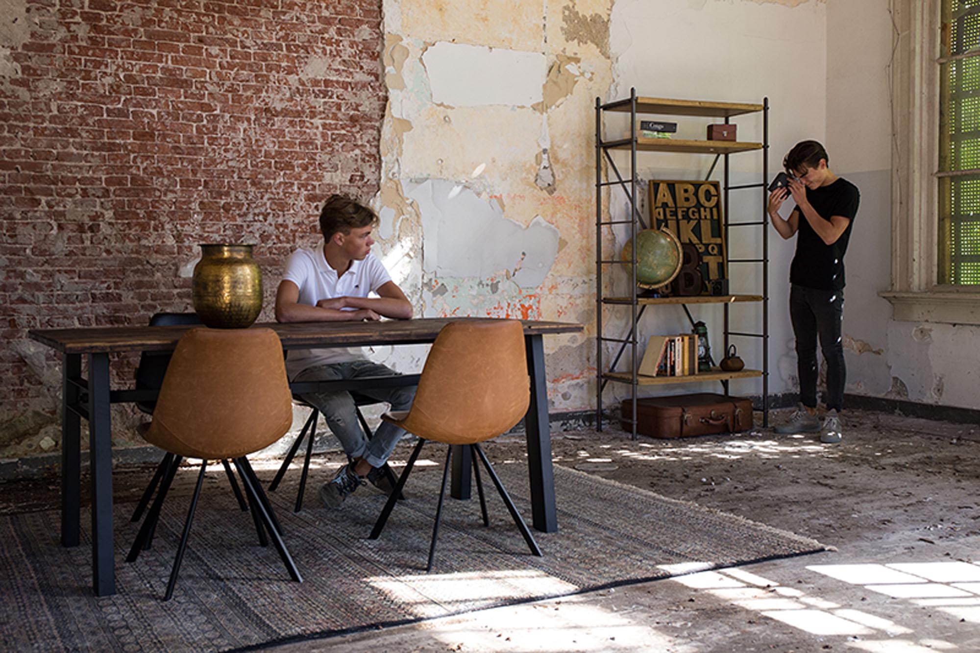 Dutchbone Stuhl Franky: Stilvoller Komfort für Ihr Zuhause.