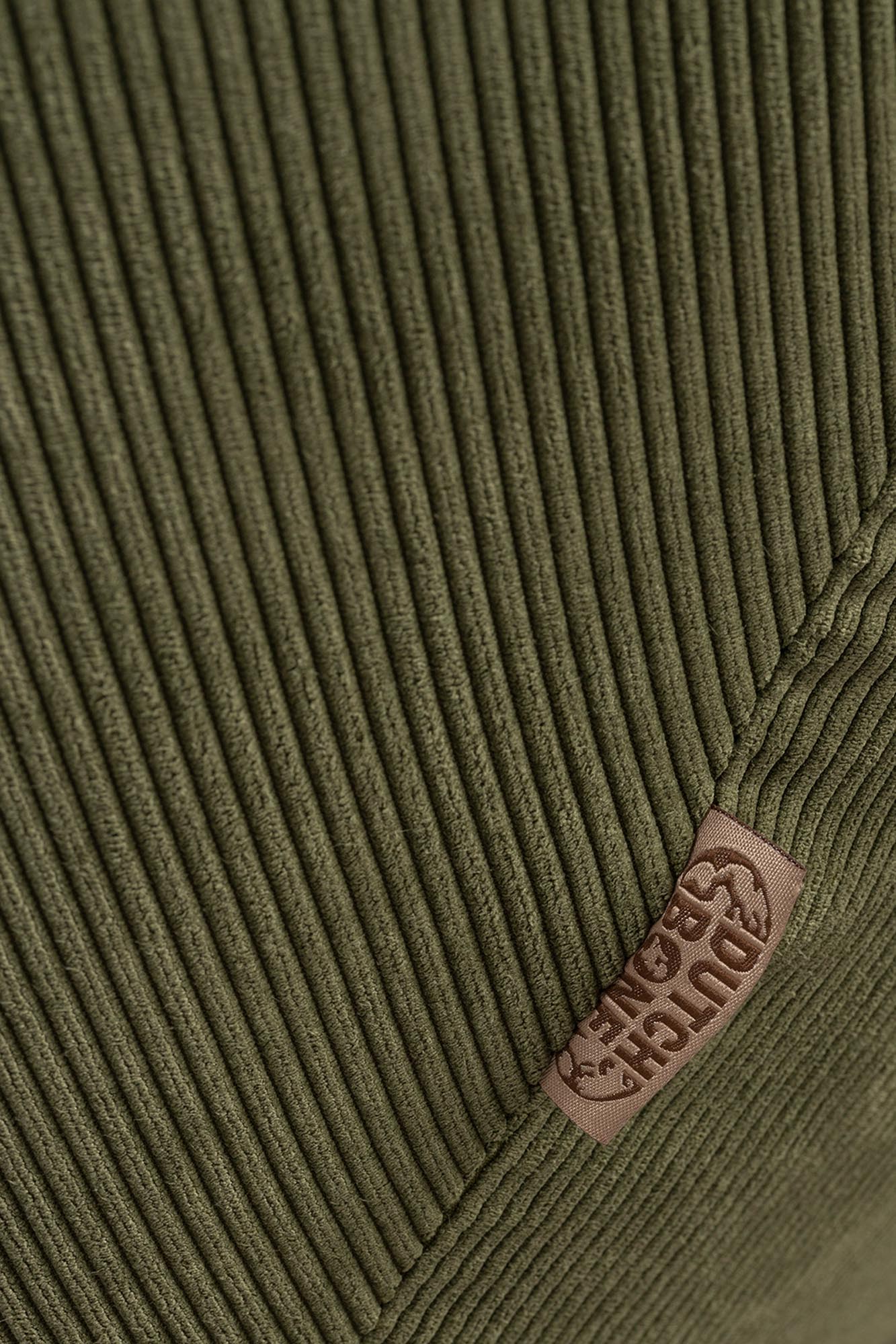 Entspannen Sie stilvoll im Loungesessel VINCE von Dutchbone – ein modernes Design, das Gemütlichkeit und Eleganz vereint.