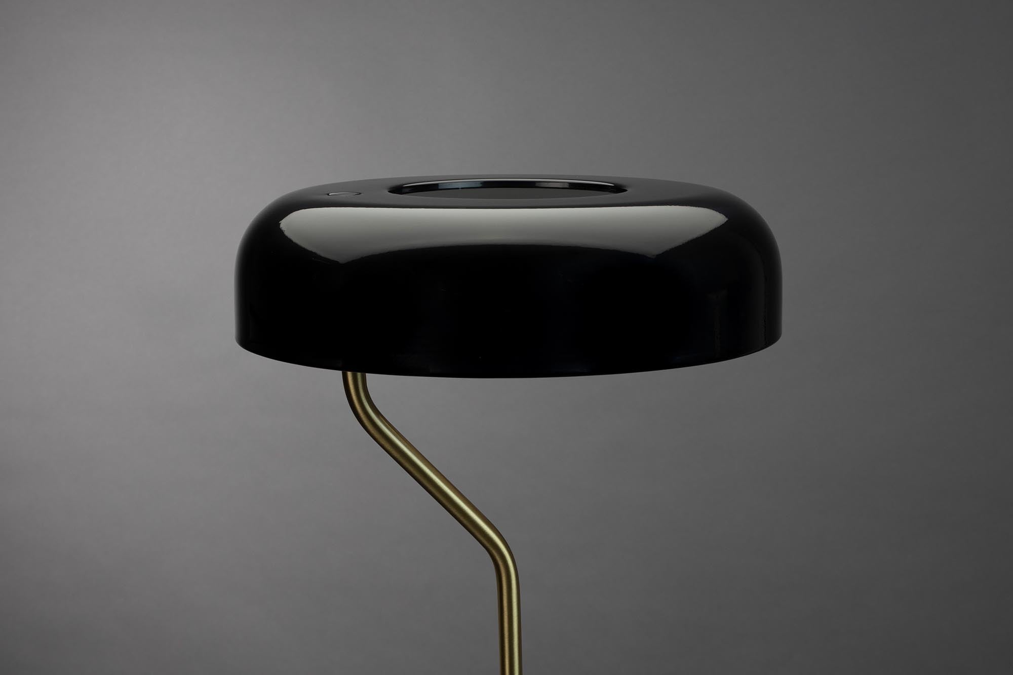 Eclipse Tischleuchte: Dutchbone-Design für moderne Eleganz.