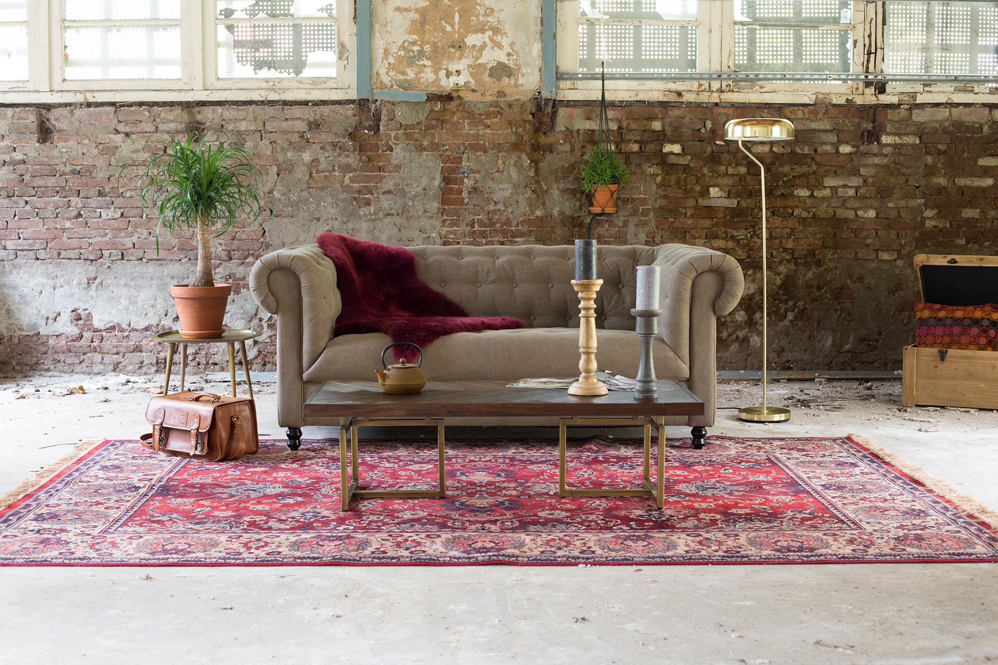 Erleben Sie den Teppich BID von Dutchbone: Ein elegantes Accessoire, das mit seiner besonderen Textur jeden Raum aufwertet.