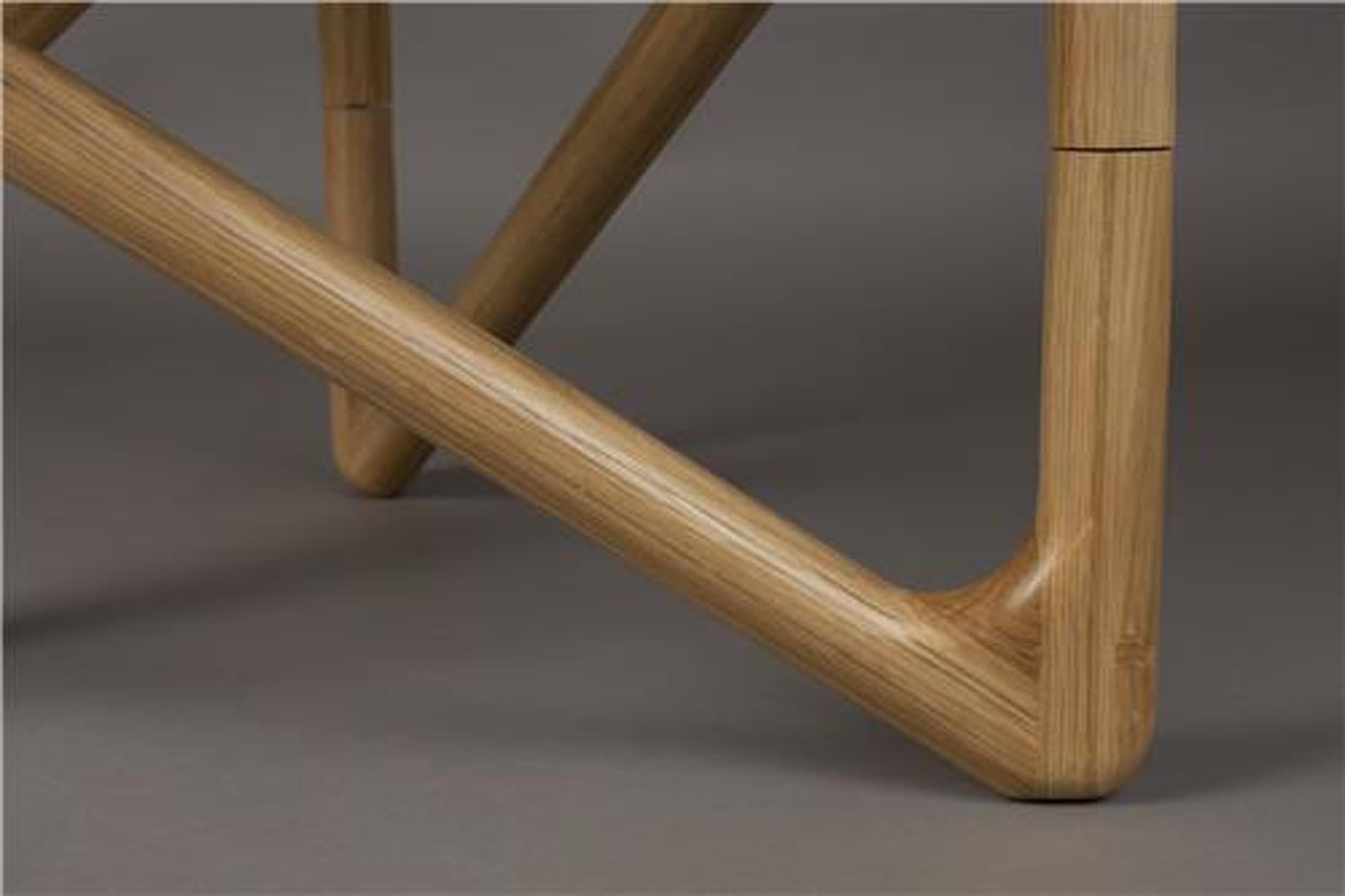 Moderner Kaffeetisch Naia mit stilvollem Design von Dutchbone.