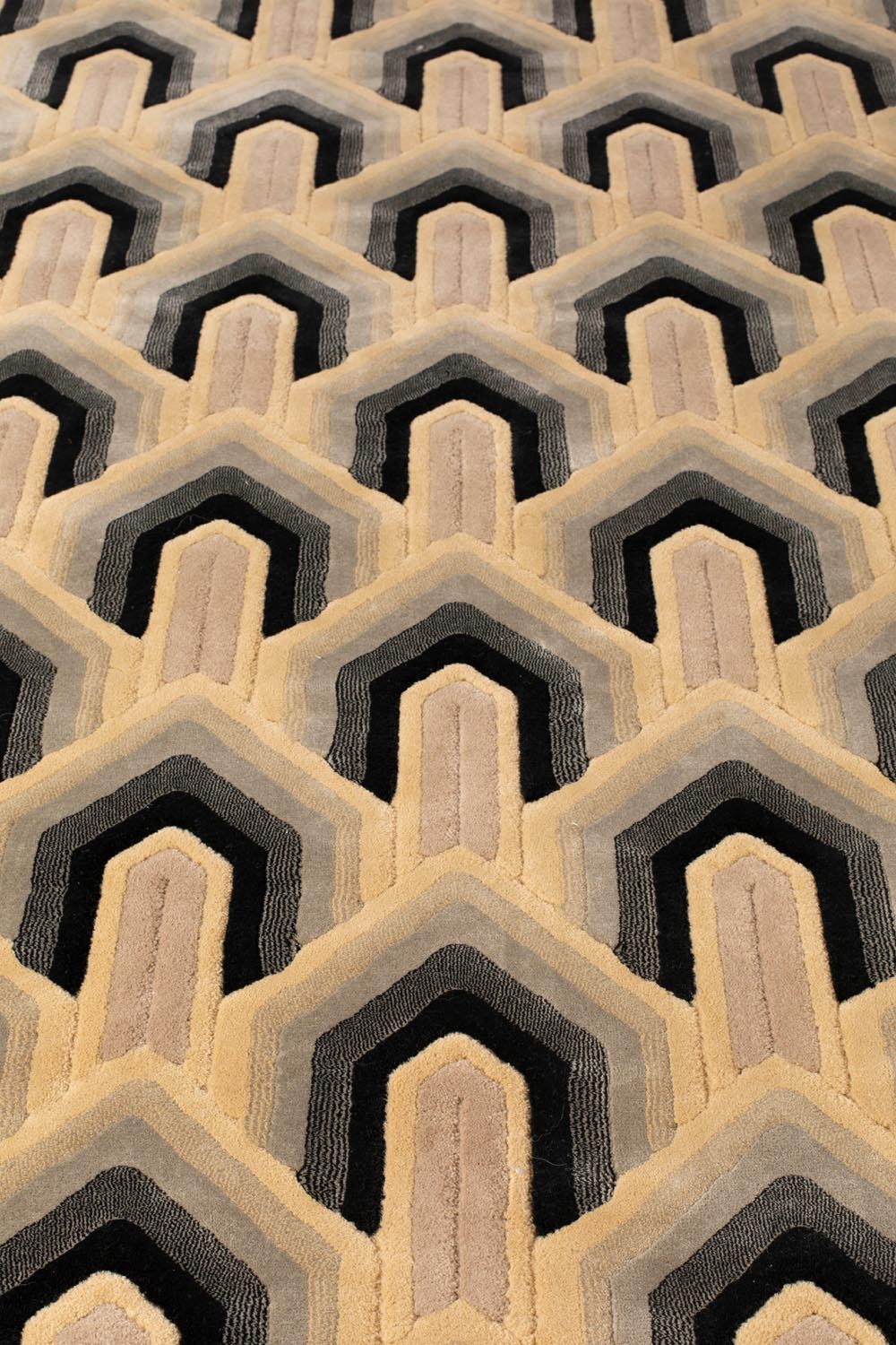 Dutchbone Lockhart Teppich: Eleganz und Komfort für Ihr Zuhause.