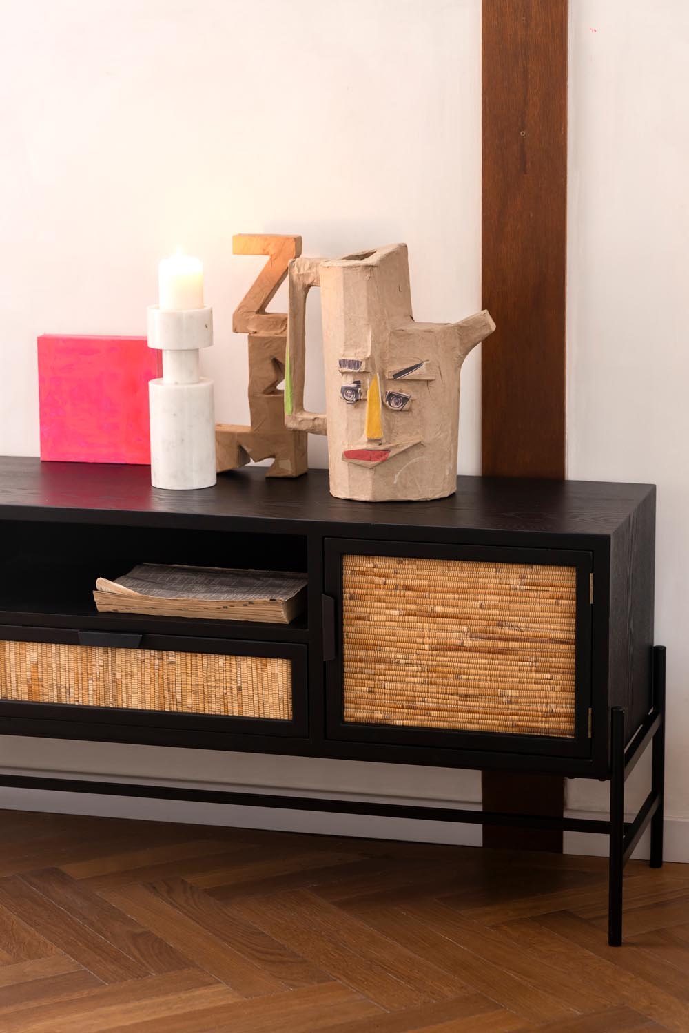 Stilvoller Paros Kerzenhalter in Weiss von Dutchbone für Ihr Zuhause.