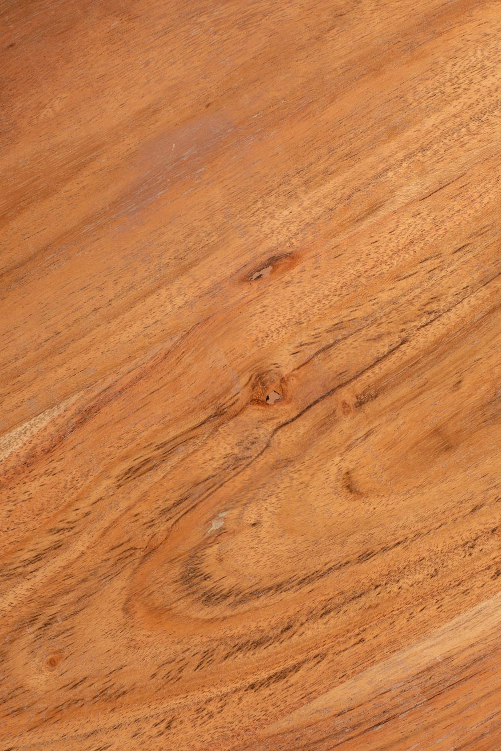 Stilvoller Ayla Couchtisch aus Akazienholz von Dutchbone.