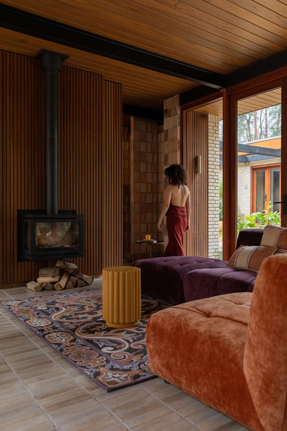 Verleihen Sie Ihrem Zuhause mit dem Bashmira Teppich von Dutchbone (160x230 cm) einen stilvollen Akzent. Hochwertige Materialien und harmonische Farben schaffen eine einladende Atmosphäre.