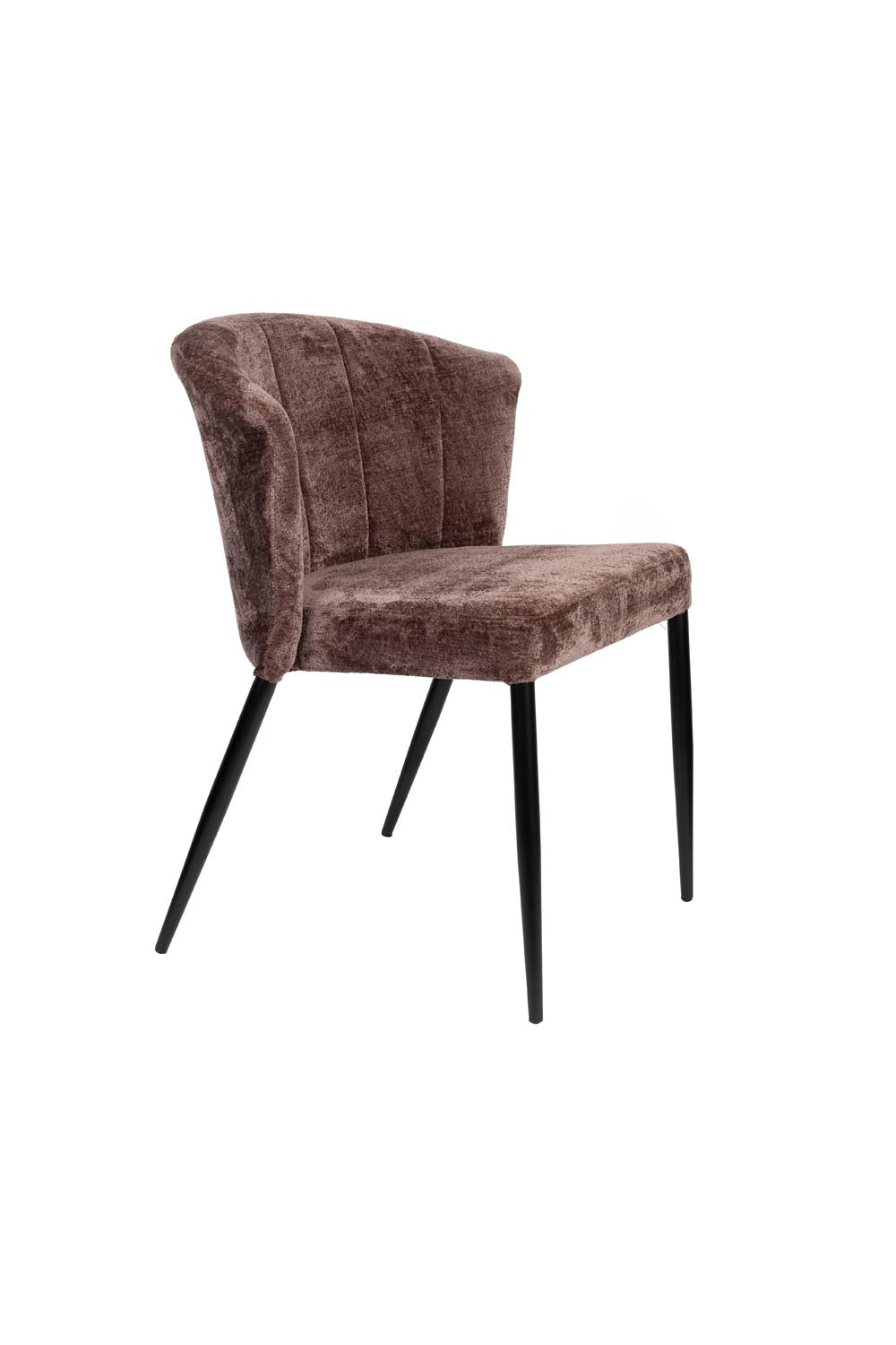 Der Stuhl Georgia in Lila von Dutchbone: Elegante Samtpolsterung, stabile Sperrholzkonstruktion, moderne Metallbeine. Vielseitig und stilvoll.