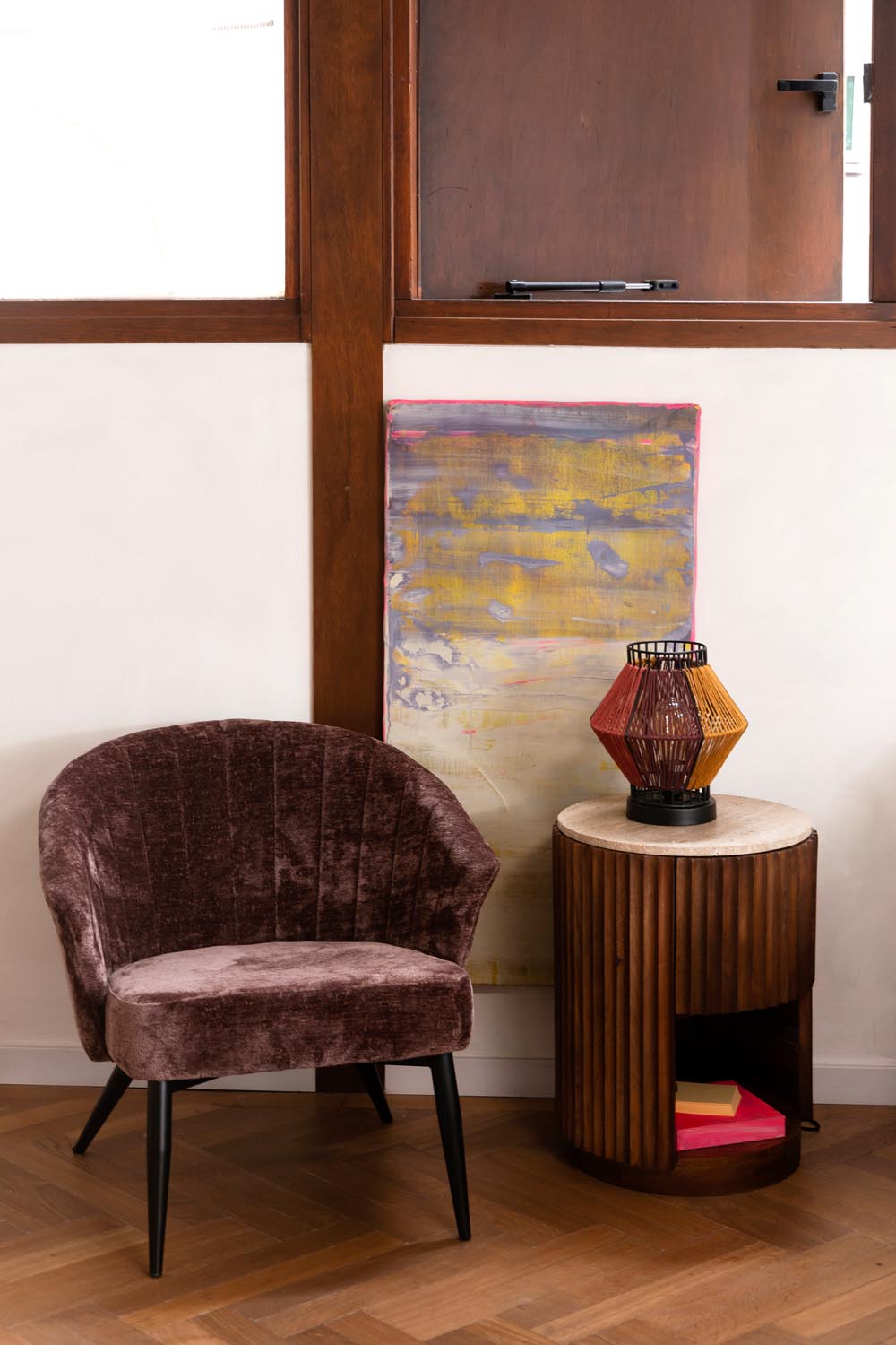 Stilvoller Loungesessel Georgia in Lila von Dutchbone für Ihr Zuhause.