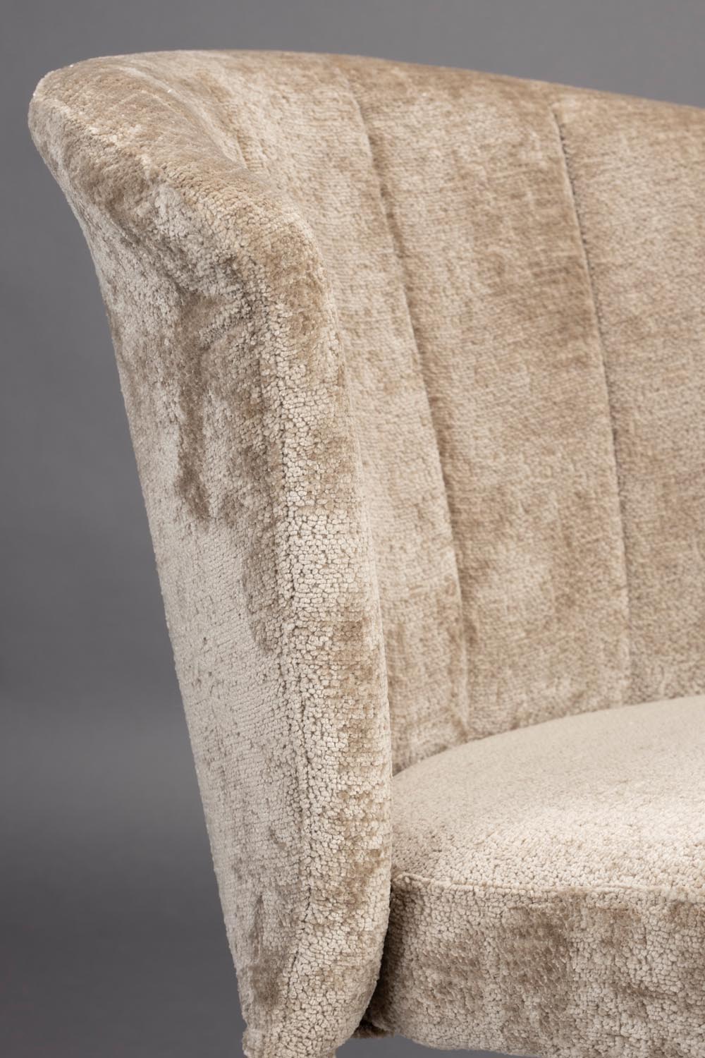 Stuhl Georgia Beige: Dutchbone-Design für gemütliche Wohnräume.