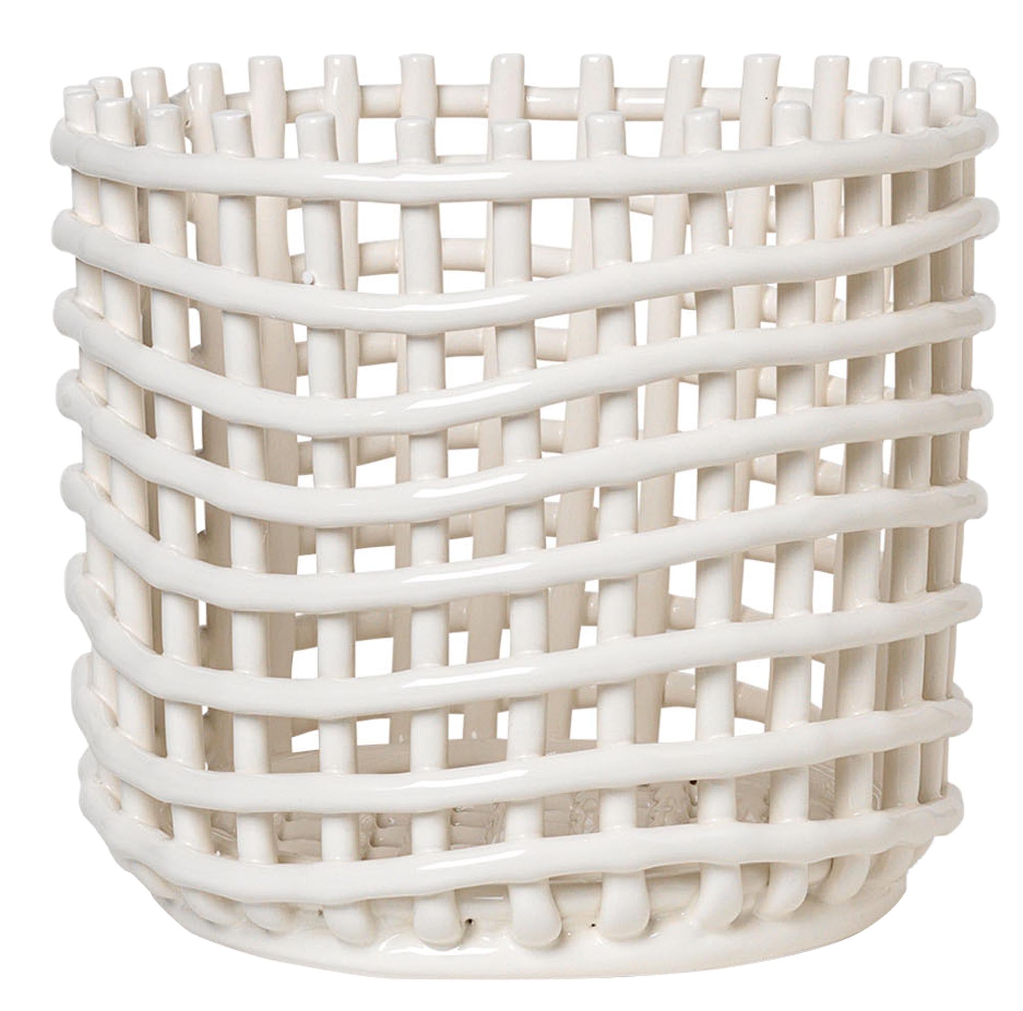 Grosser Ferm Living Korb aus Naturmaterial, ideal für stilvolle Aufbewahrung.