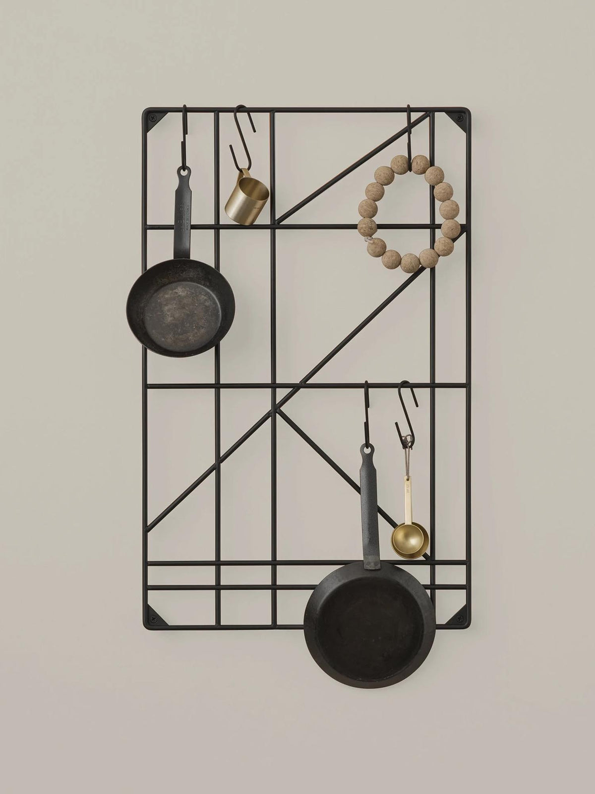 Kork Untersetzer in Kork präsentiert im Onlineshop von KAQTU Design AG. Pfannenuntersetzer ist von Ferm Living