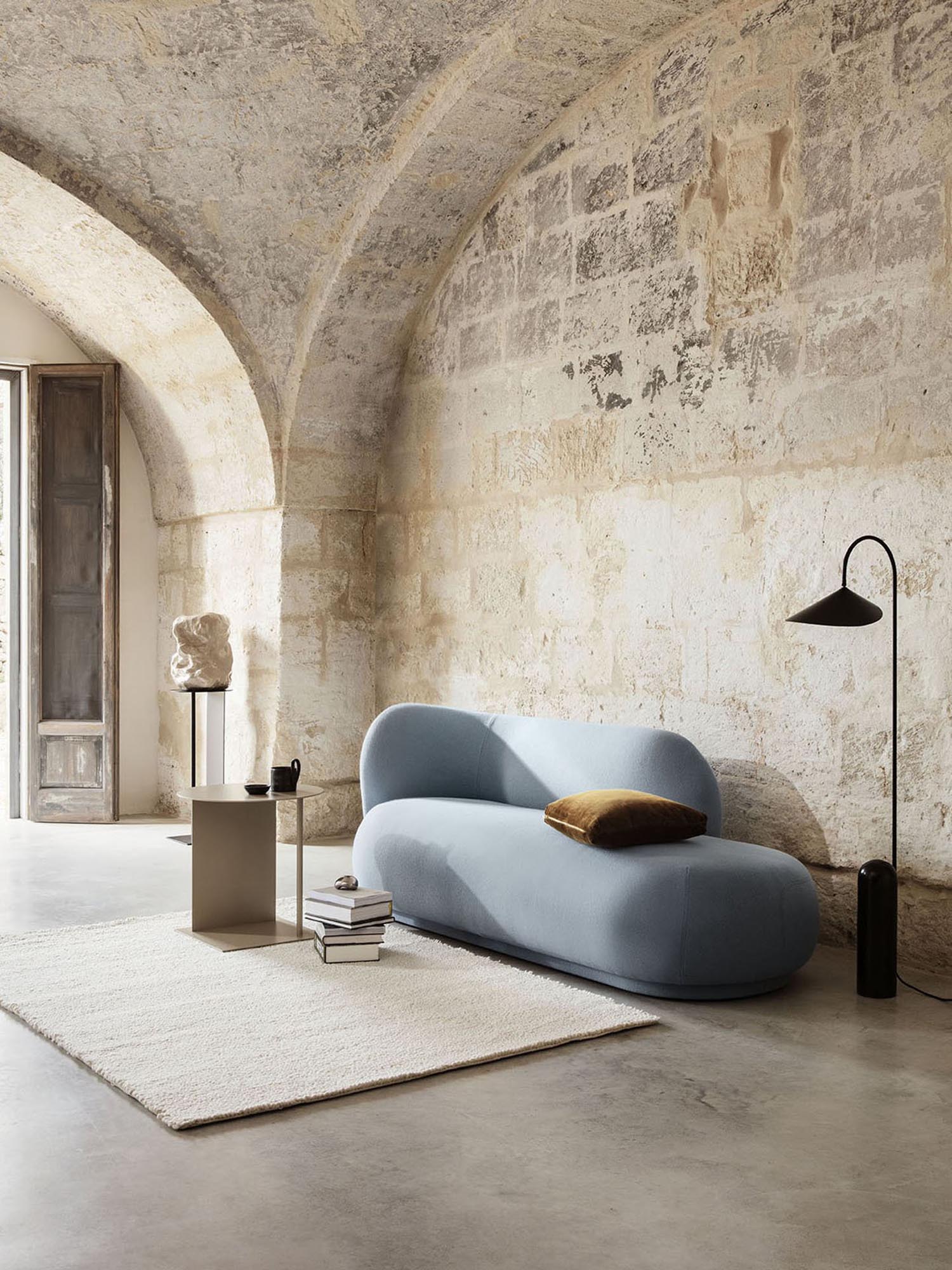 Ease Loop Teppich in Cremeweiss präsentiert im Onlineshop von KAQTU Design AG. Teppich ist von Ferm Living