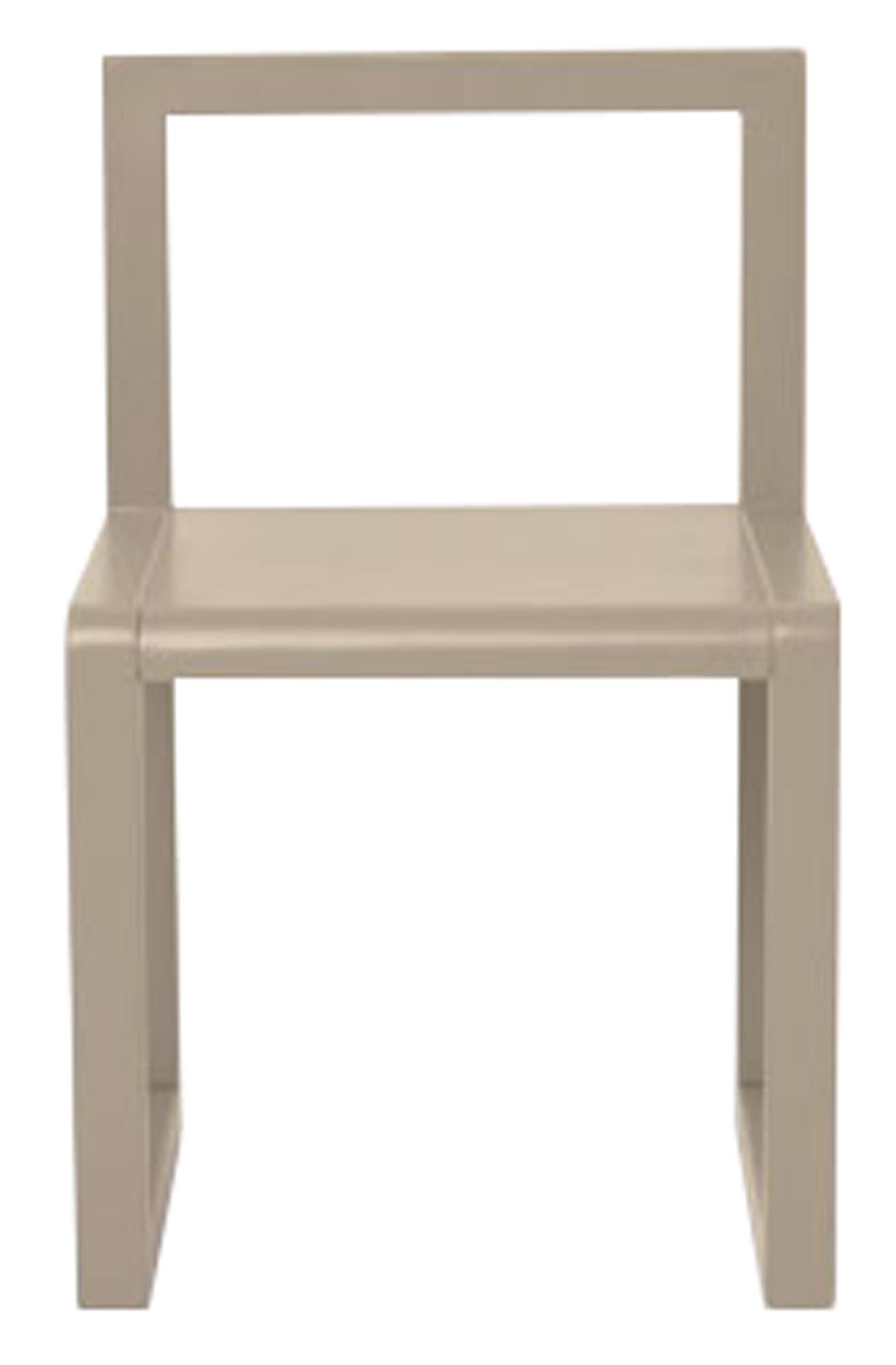 Entdecke den Little Architect Stuhl von Ferm Living – ein moderner, kreativer Stuhl aus FSC® zertifiziertem Eschenfurnier, ideal für Kinderzimmer und kreative Räume.