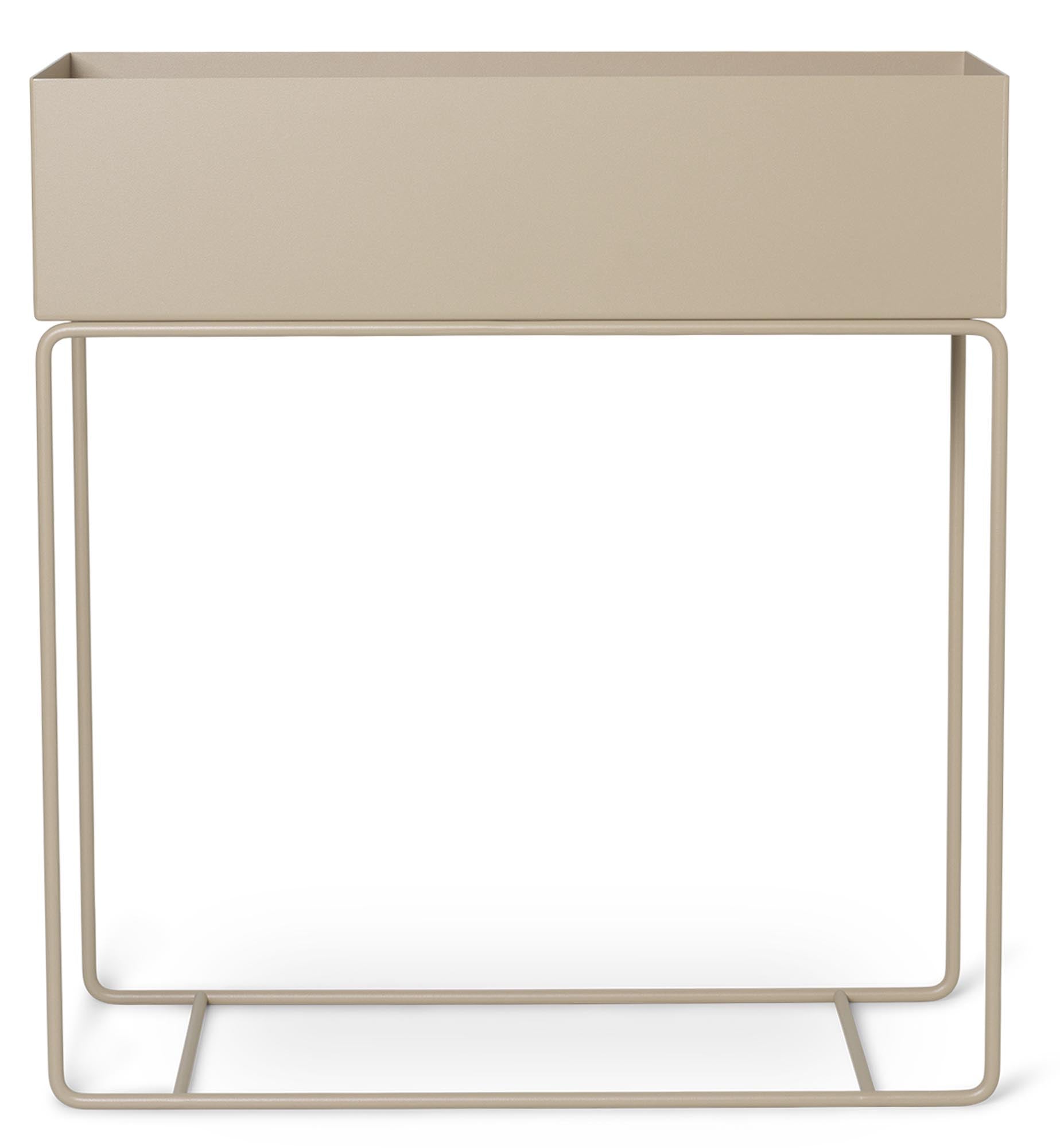 Elegante Plant Box von Ferm Living: Vielseitiges Gefäss aus pulverbeschichtetem Metall für Pflanzen, Bücher oder als Raumteiler.