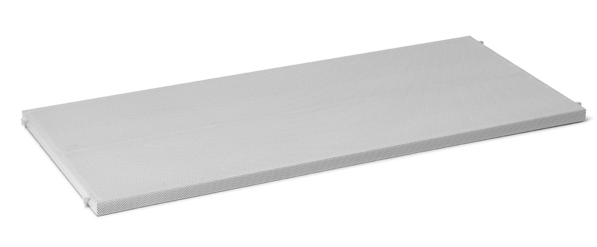 Punctual Regalsystem - Tablar perforiert Metall in Grau präsentiert im Onlineshop von KAQTU Design AG. Regalsystem Einzelteile ist von Ferm Living
