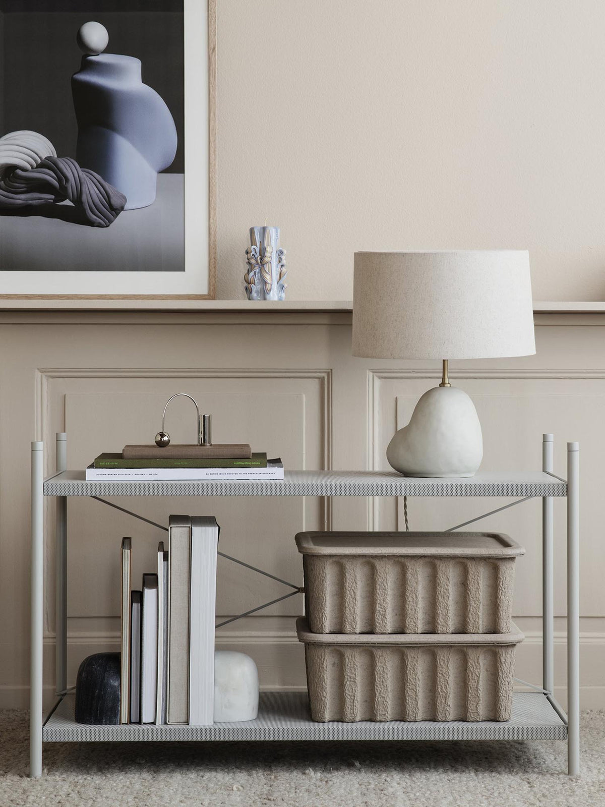 Punctual Regalsystem - Tablar perforiert Metall in Grau präsentiert im Onlineshop von KAQTU Design AG. Regalsystem Einzelteile ist von Ferm Living