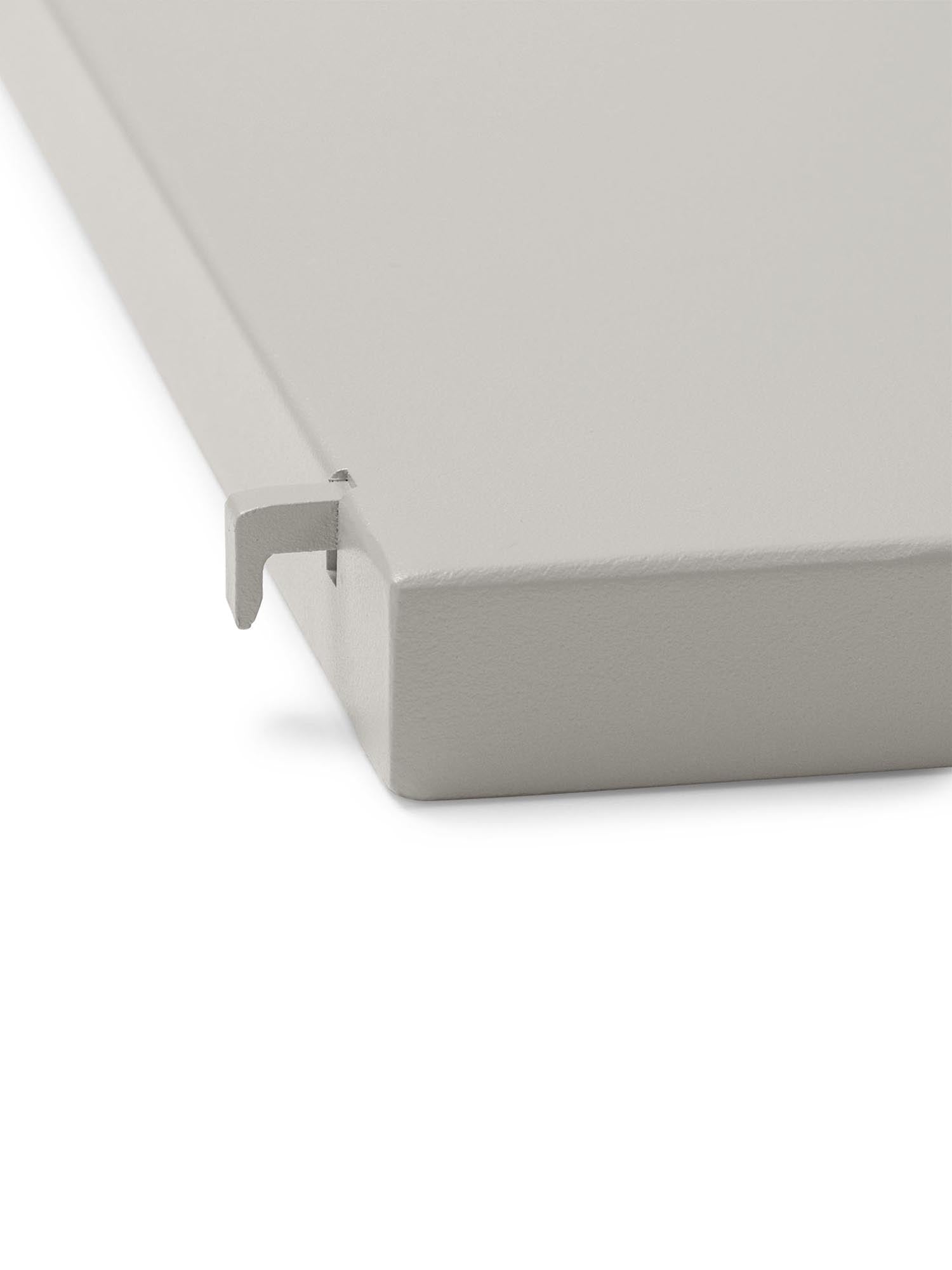 Stilvolles Punctual Metalltablar von Ferm Living für kreative Ordnung.