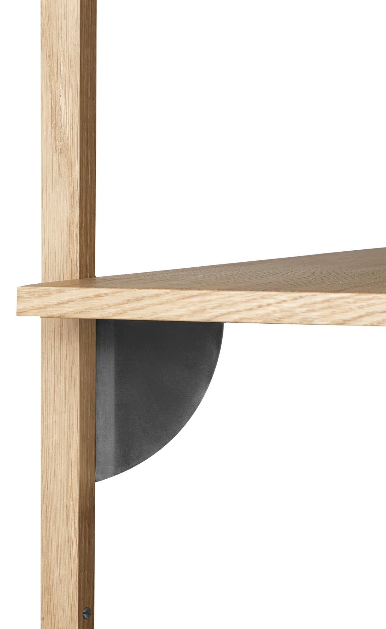 Elegantes Sector Wandregal Triple: Zeitloses Design für Ihr Zuhause.