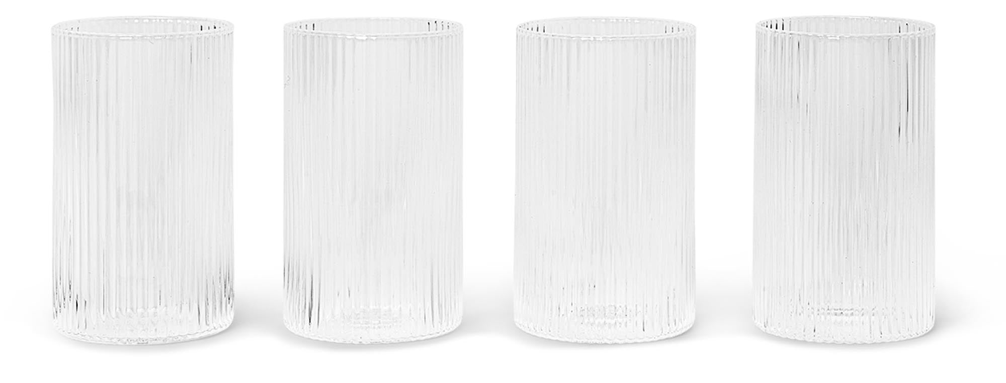 Elegantes Ripple Glas Set von Ferm Living für stilvolle Tischdeko.