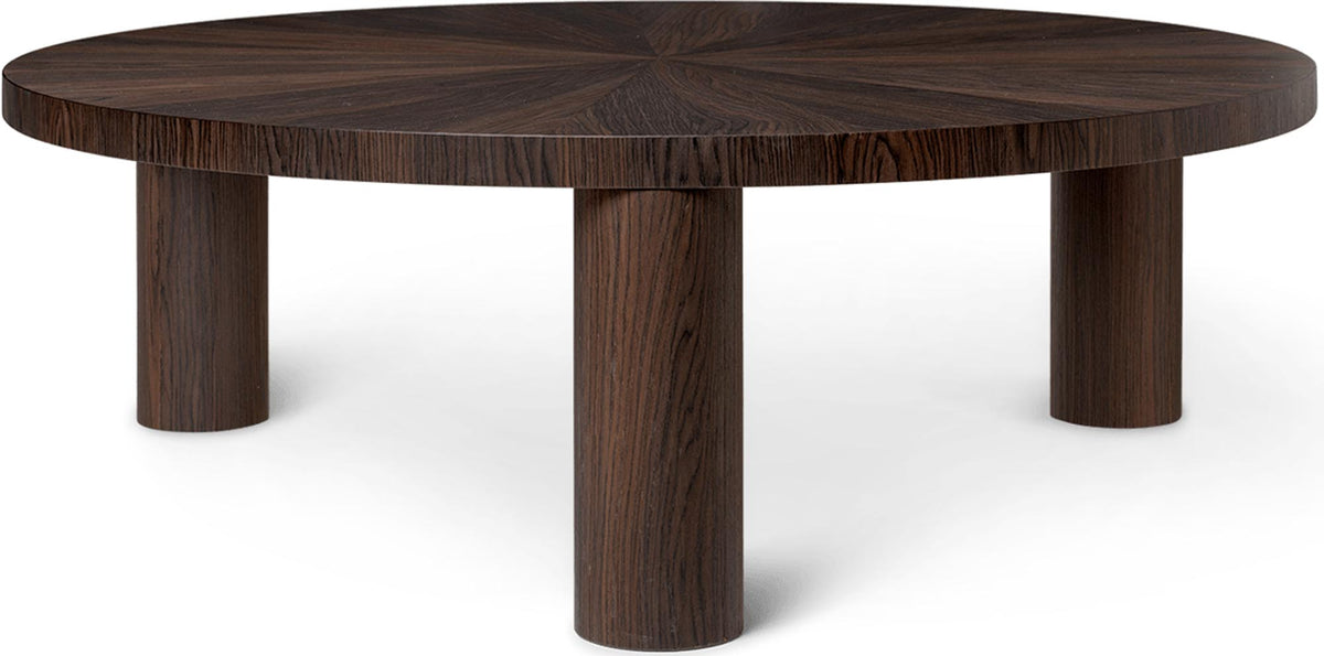 Post Cafétisch Gross Star in Eiche geräuchert präsentiert im Onlineshop von KAQTU Design AG. Couchtisch ist von Ferm Living