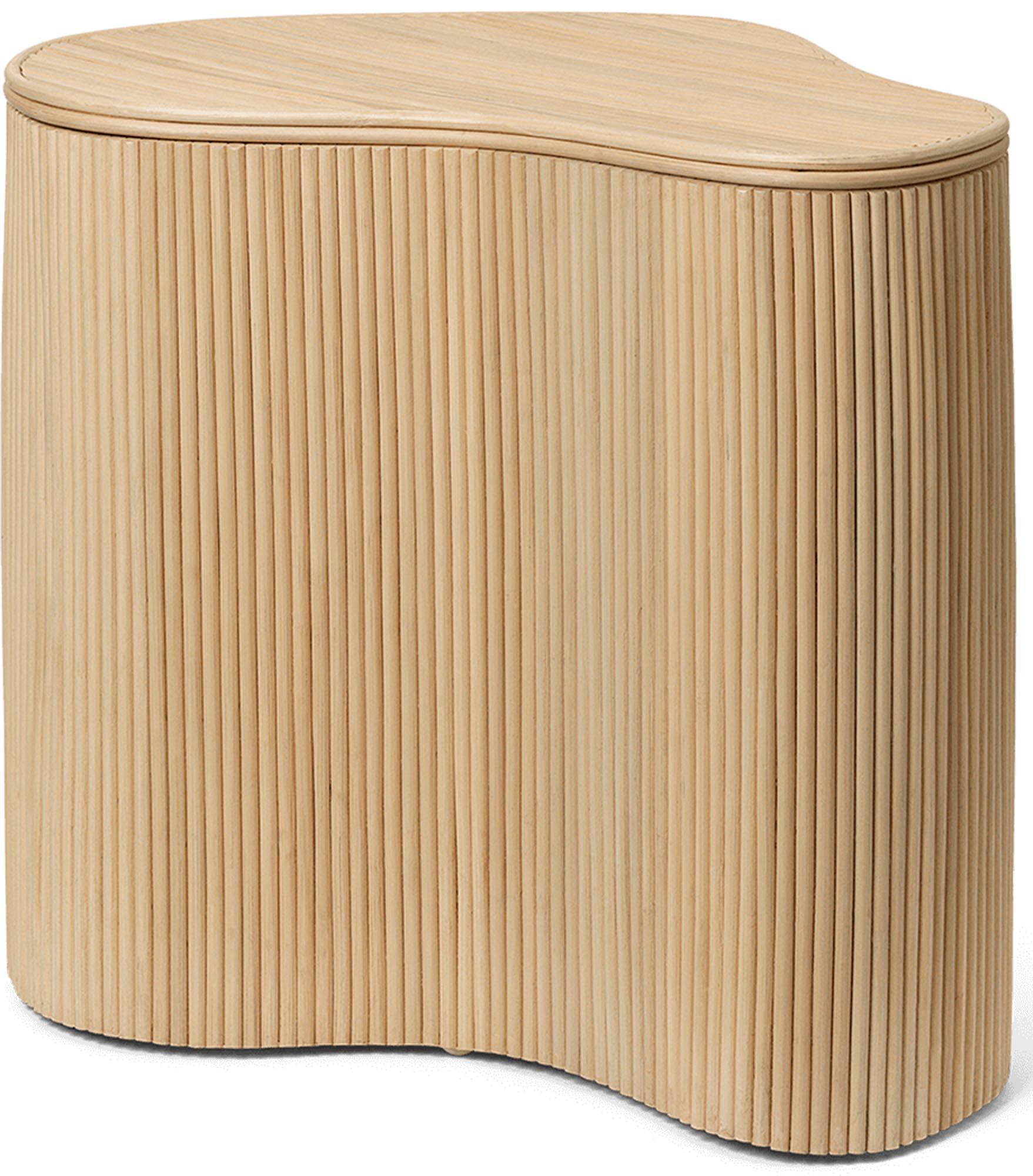 Entdecke den Ark Stuhl von Ferm Living: Nachhaltig aus FSC™-zertifiziertem Holz, bequem und stilvoll für dein Esszimmer. Ideal für gemütliche Abende.