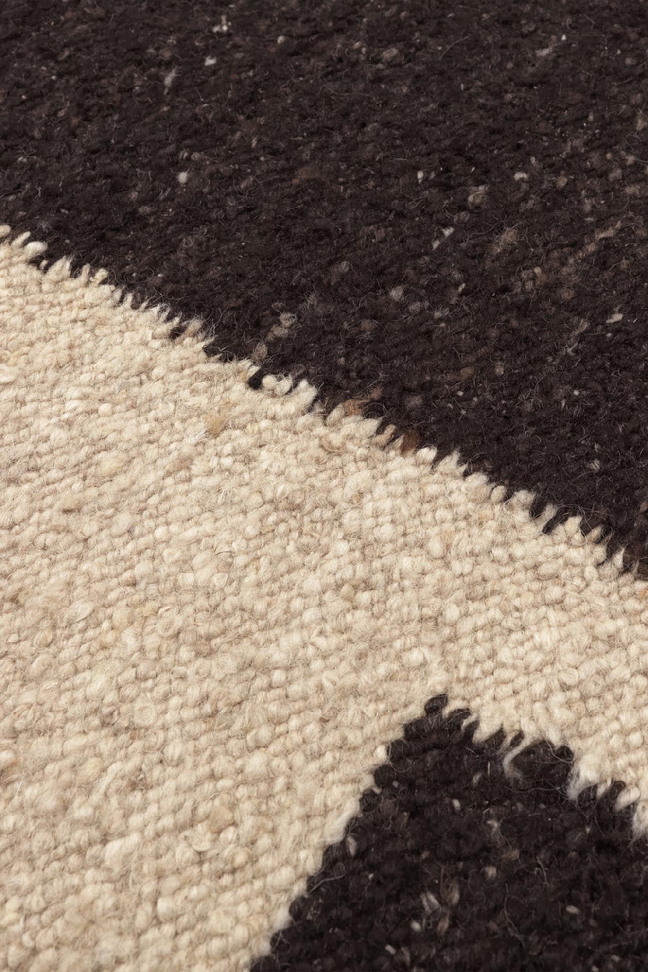 Piece-Teppich von Ferm Living: Zeitloses Design für Ihr Zuhause.