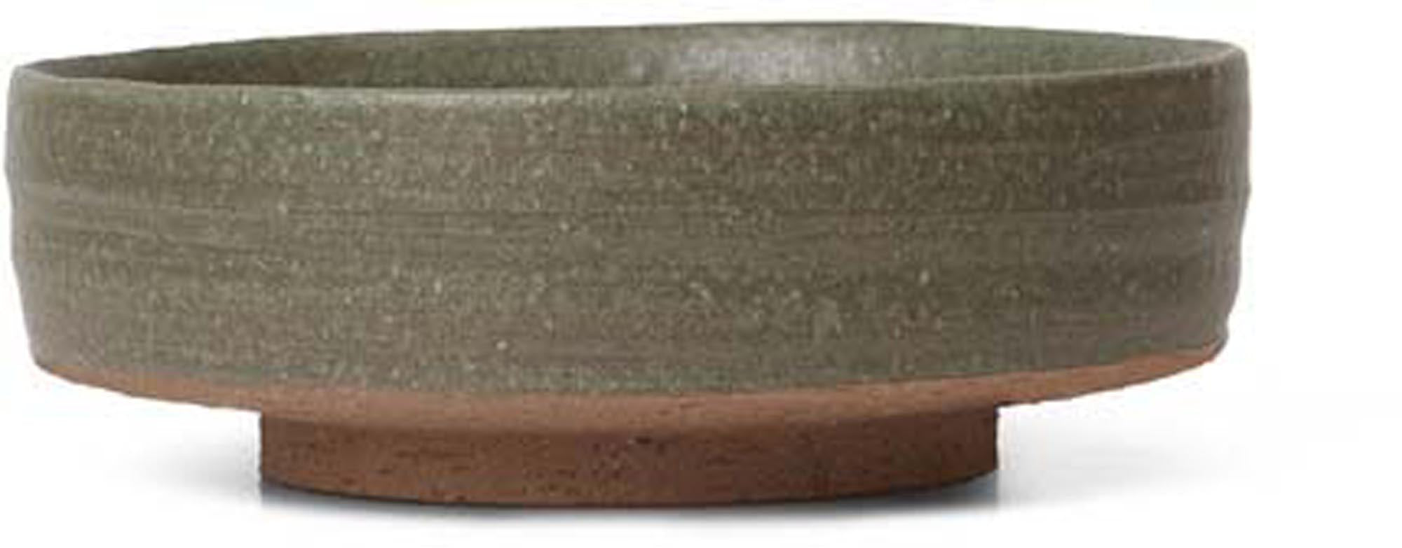 Serena Schüssel - Ø18 in Green präsentiert im Onlineshop von KAQTU Design AG. Schüssel ist von Ferm Living