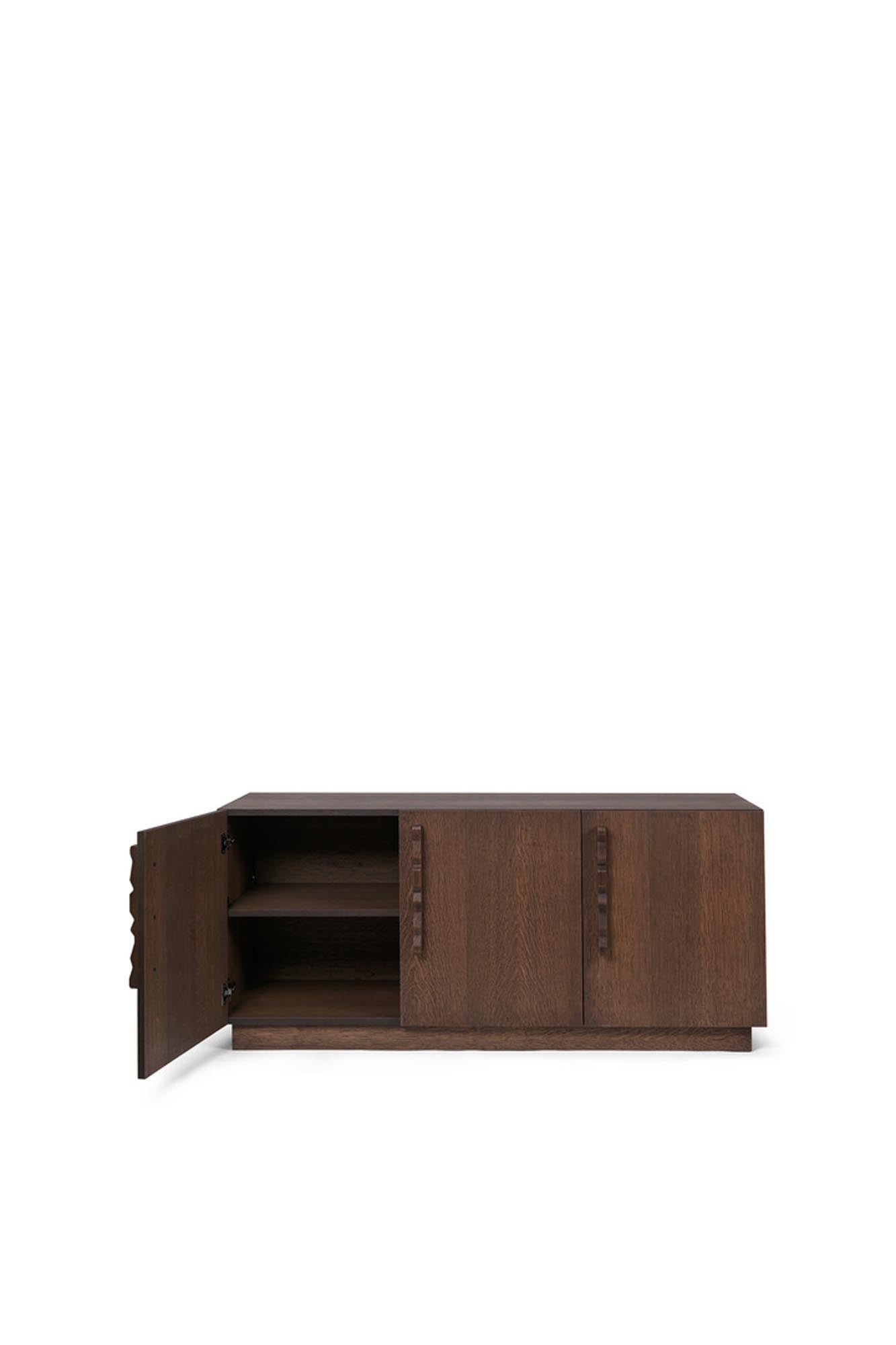 Modernes Unda Sideboard aus umweltfreundlicher Eiche von Ferm Living.