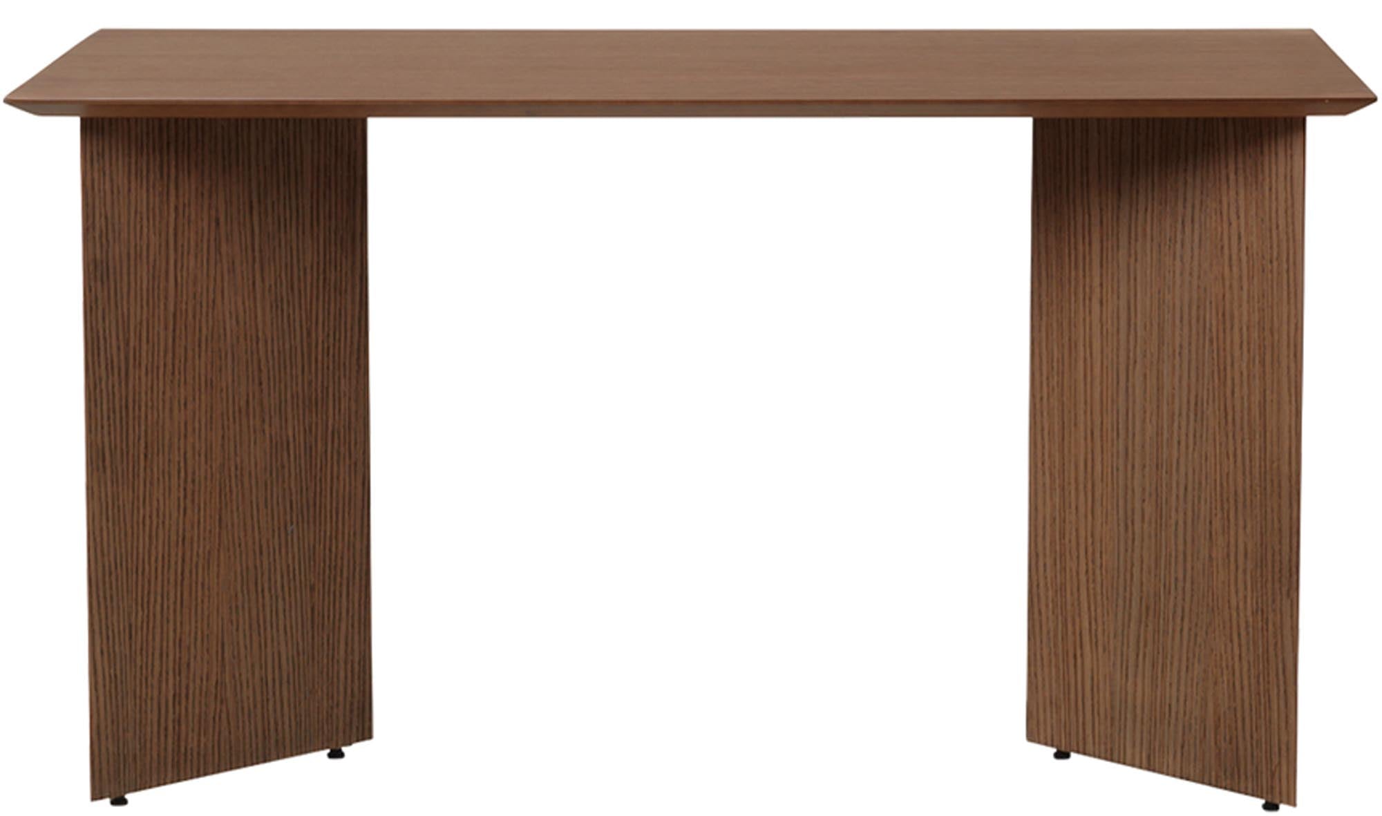Die Mingle Tischplatte 160cm von Ferm Living vereint zeitgemässes Design mit langlebigem FSC®-Holzfurnier für individuelle Tischgestaltung.