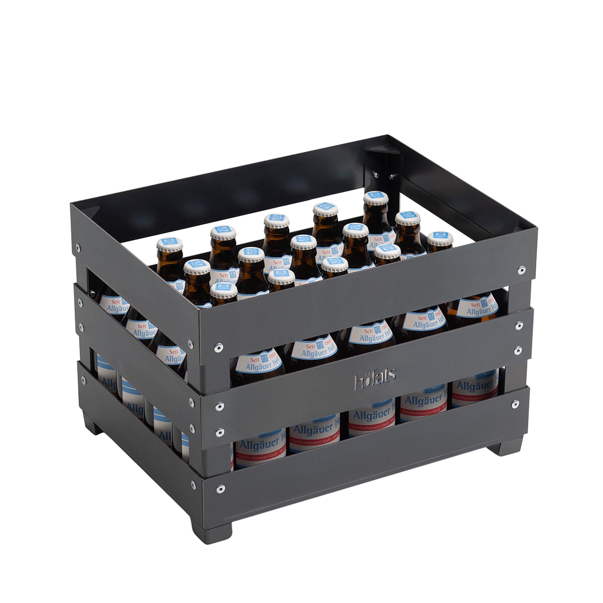 Entdecken Sie den CRATE Feuerkorb von Höfats – die perfekte Kombination aus Design und Funktionalität für unvergessliche Abende im Freien.