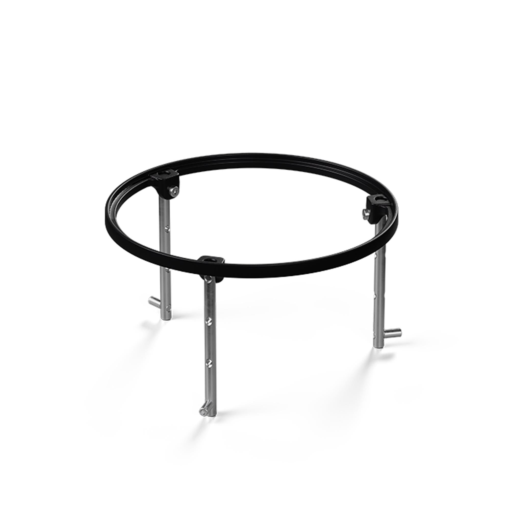 Verleihen Sie Ihrem Grillabend das gewisse Etwas mit dem BOWL 57 Sear Grate von Höfats – für perfektes Anbraten von Fleisch, Fisch und Gemüse.