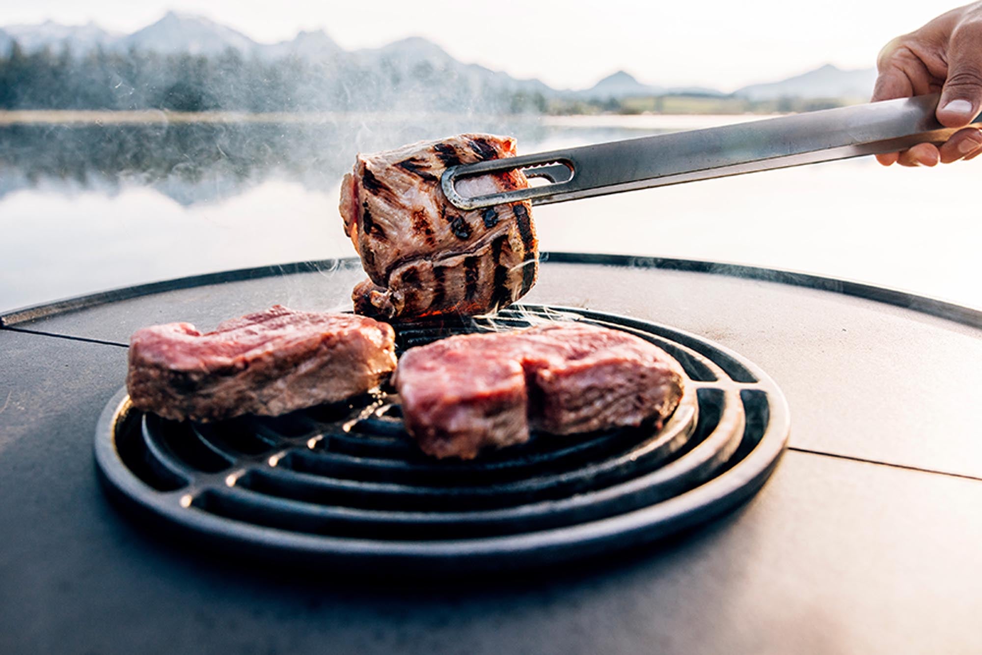 BOWL 57 Sear Grate: Grillkunst auf höchstem Niveau mit Höfats.