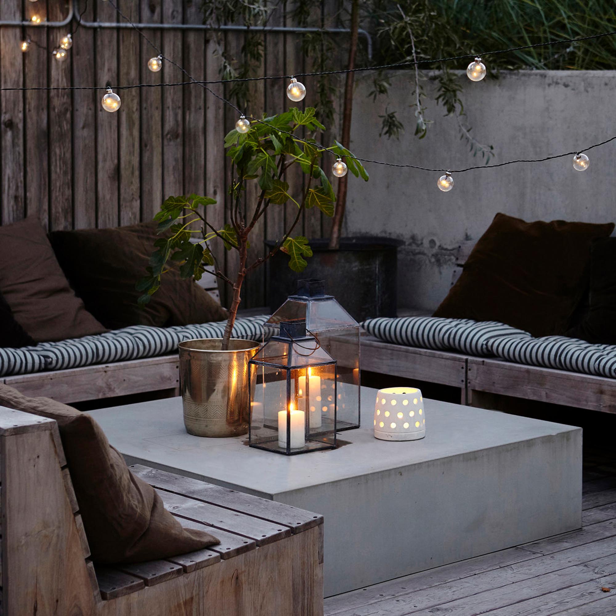 Eleganter Woodie Sessel von House Doctor aus edlem Teakholz.