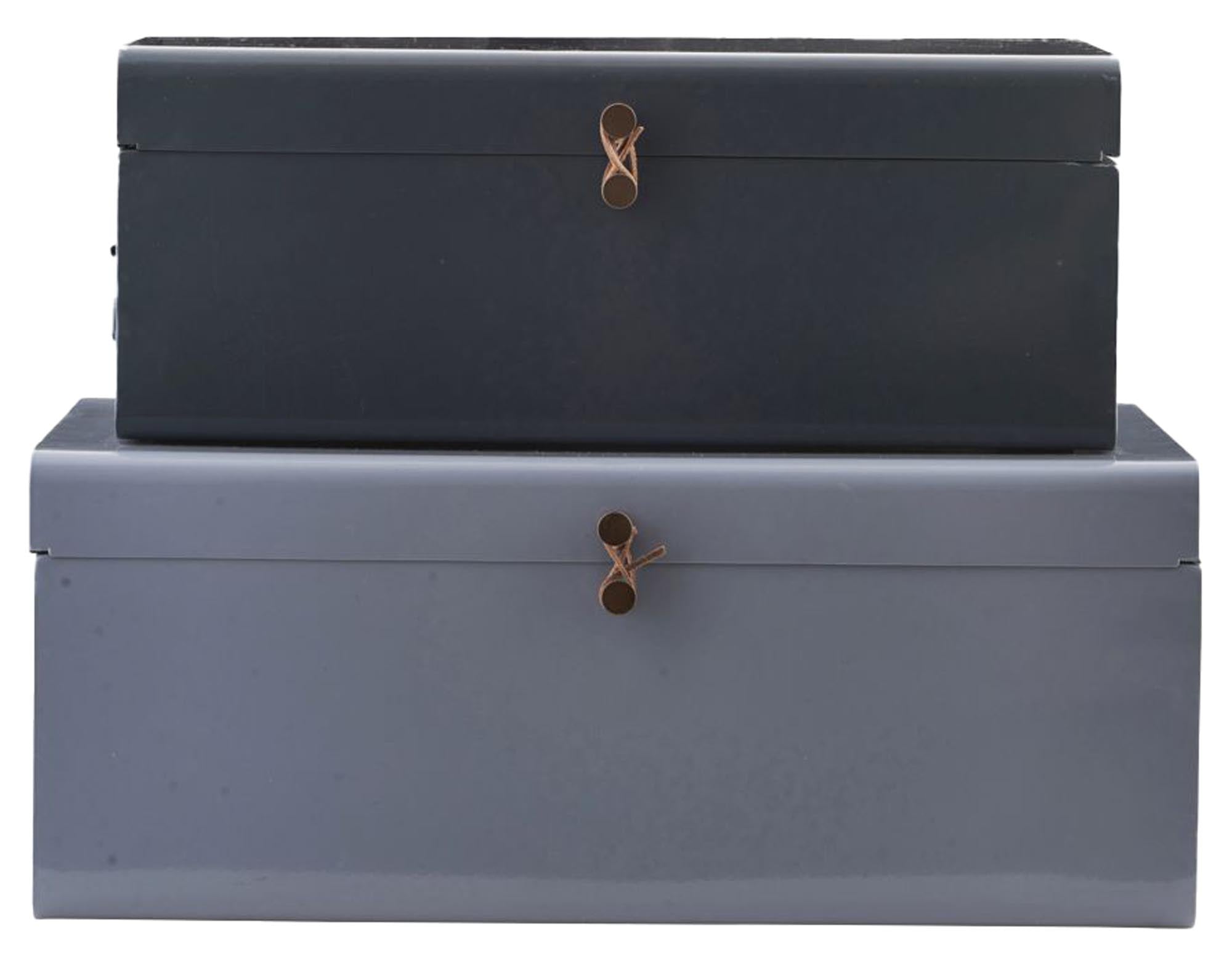 Stilvolles Koffer-Set aus Stahl von House Doctor in eleganten Grautönen. Ideal für vielseitige Aufbewahrungslösungen in jedem Zuhause.