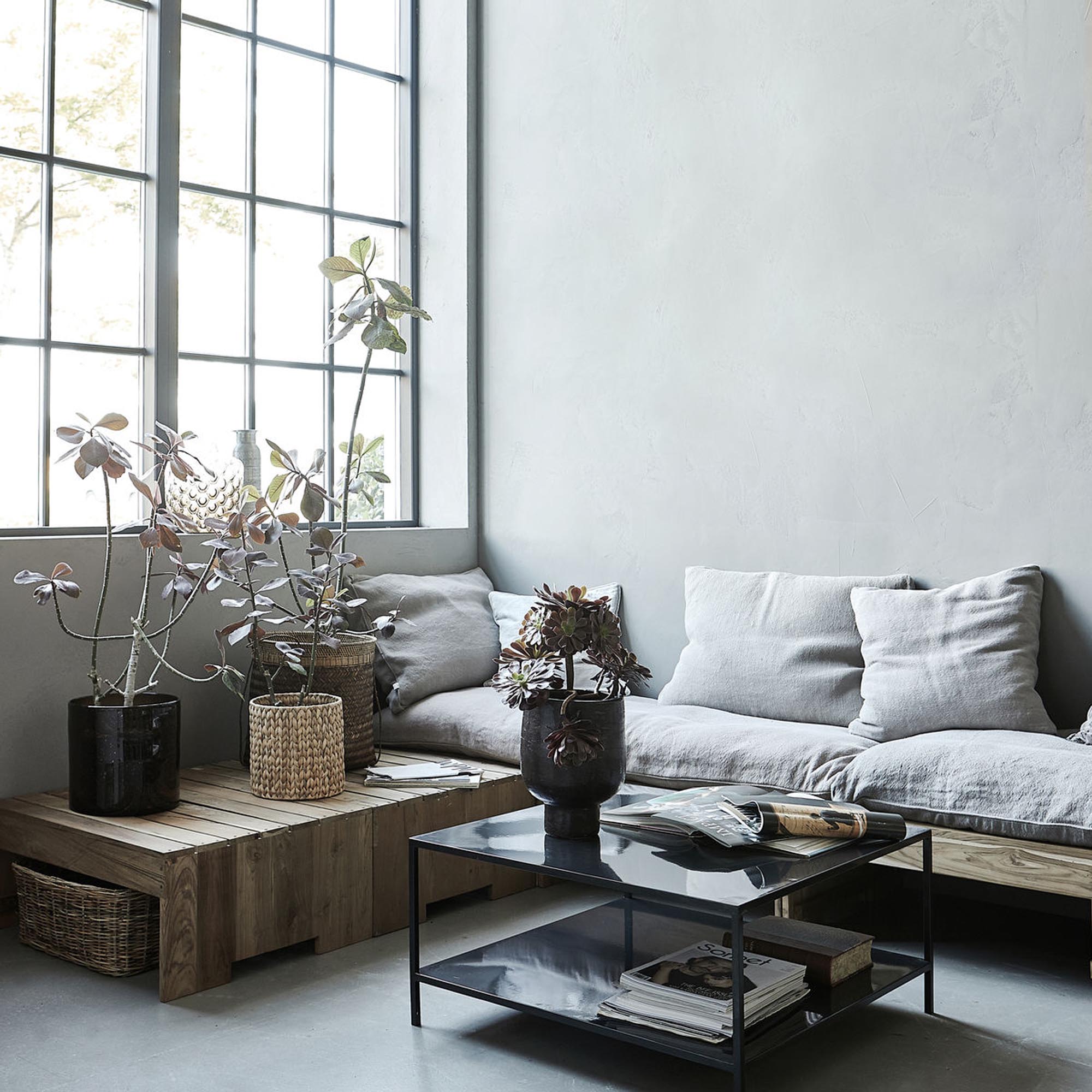 Eleganter Woodie Tisch von House Doctor aus massivem Akazienholz.