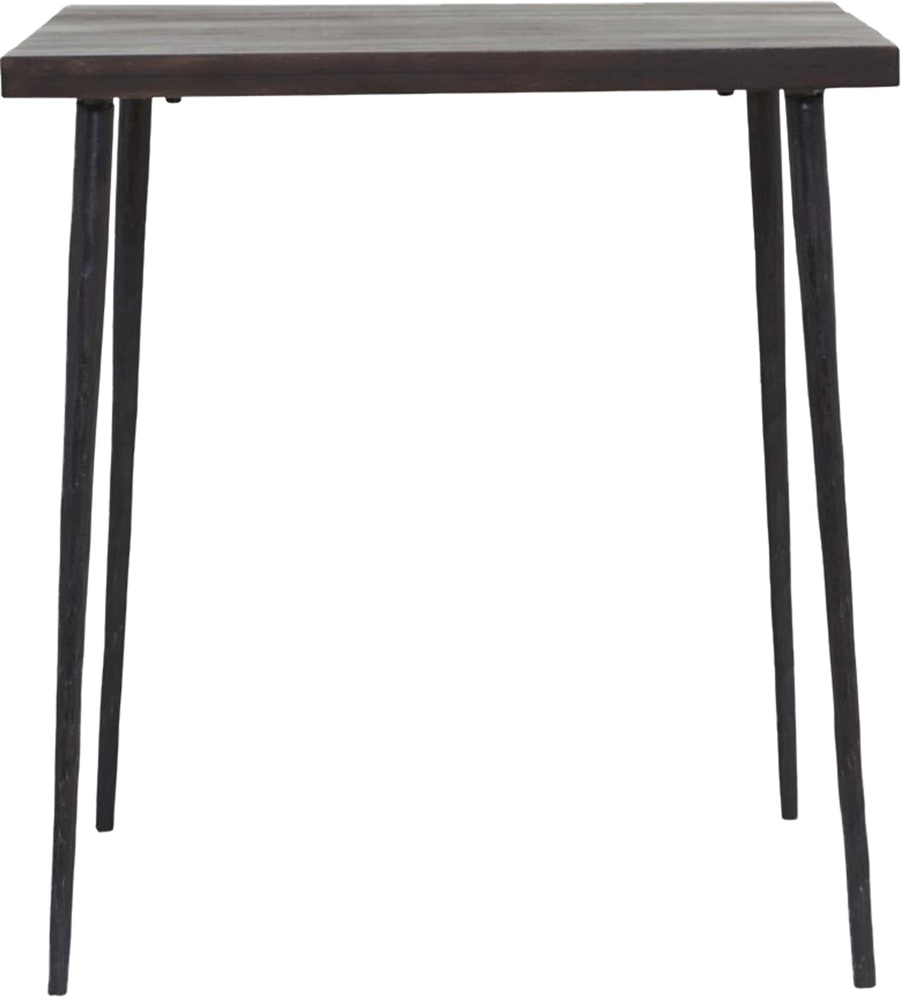 Der stilvolle Slated Tisch von House Doctor vereint modernes Design mit Funktionalität und ist perfekt für gesellige Esszimmer-Momente.