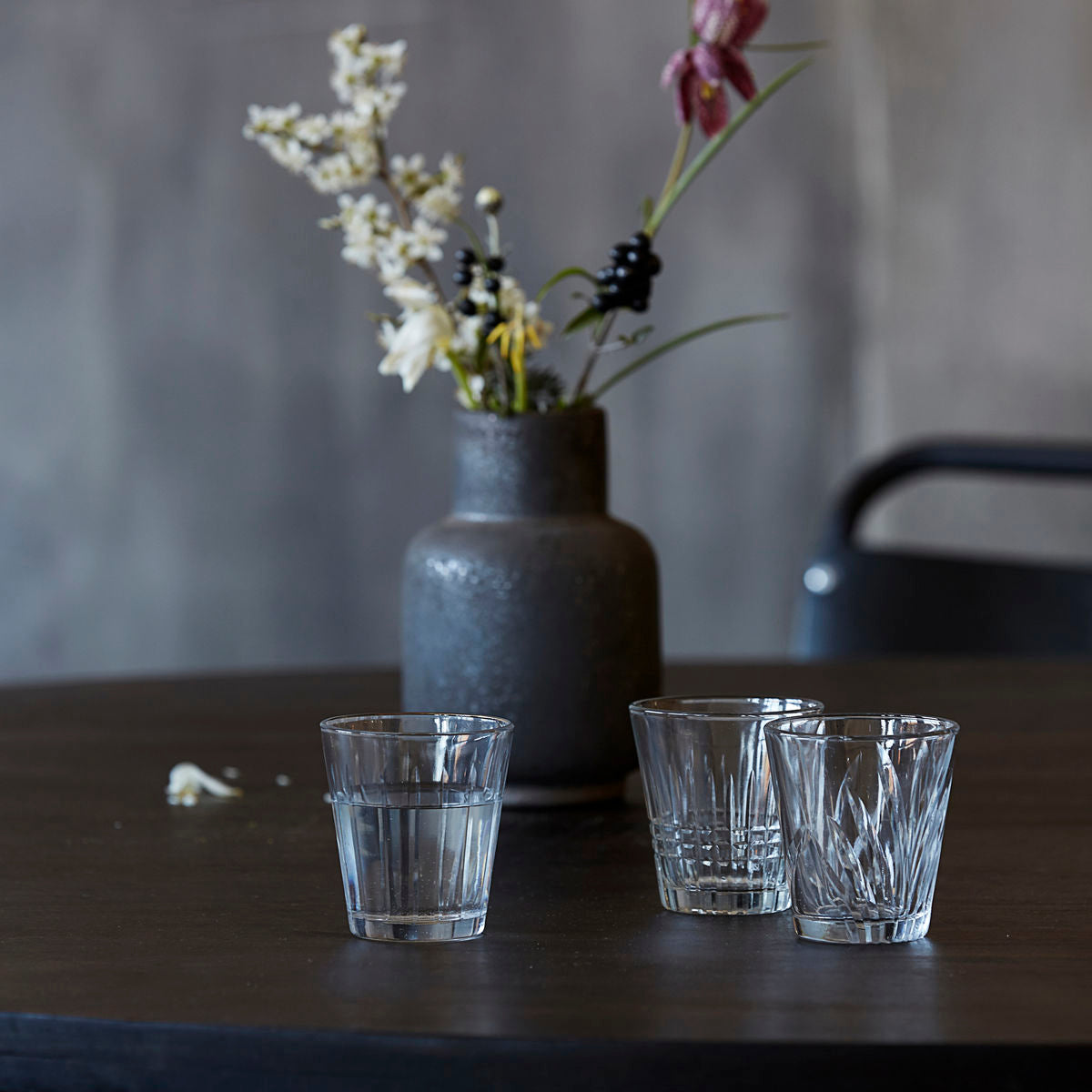 Glas, Vintage in Klar präsentiert im Onlineshop von KAQTU Design AG. Geschirr ist von House Doctor