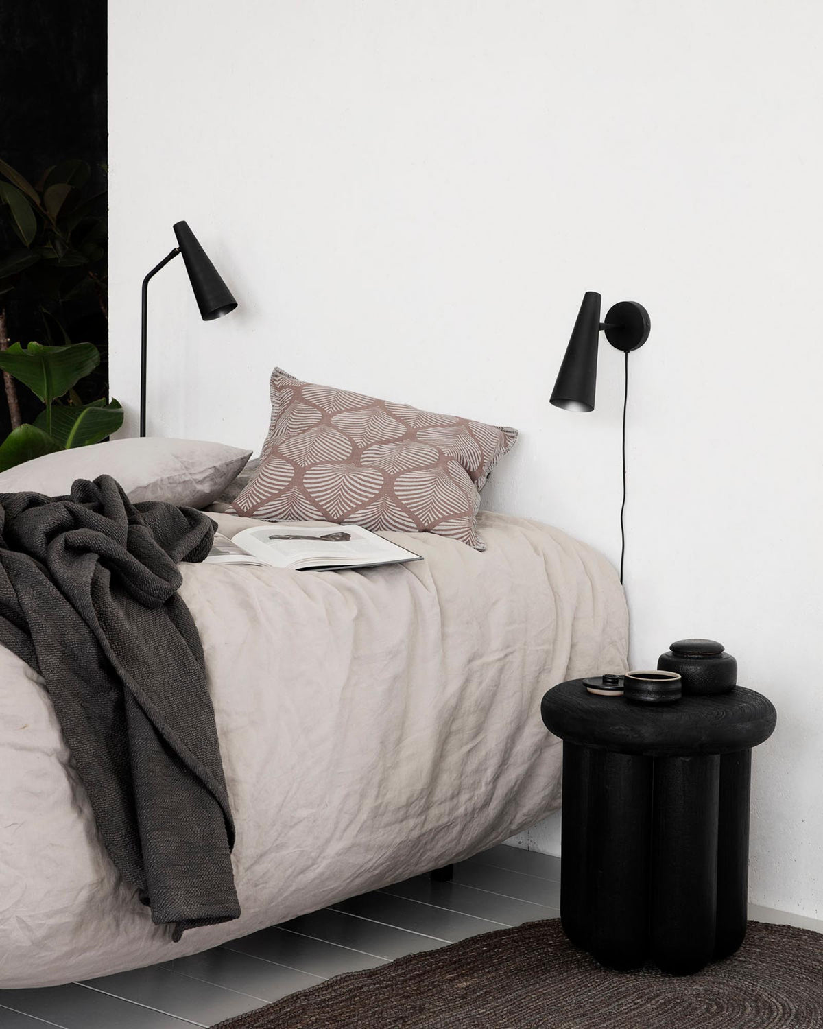 Wandleuchte Precise aus Eisen mit Messingzubehör, Industrial-Stil, Kabel mit Schalter