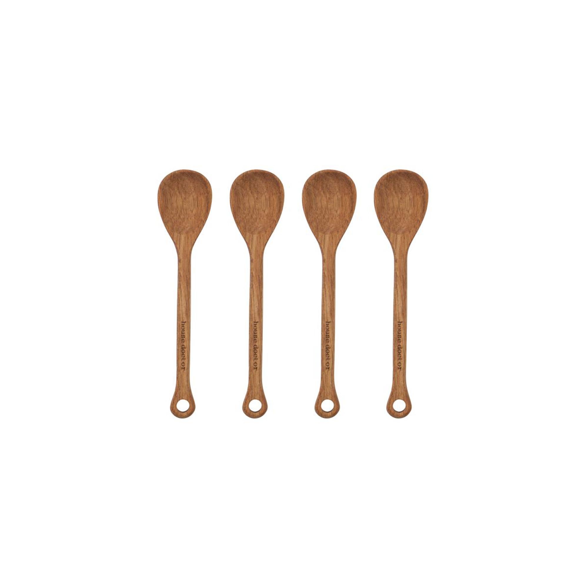 Stilvolle Servierlöffel aus Akazienholz von House Doctor: robust, einzigartig, ideal für Pesto, Salate und mehr.
