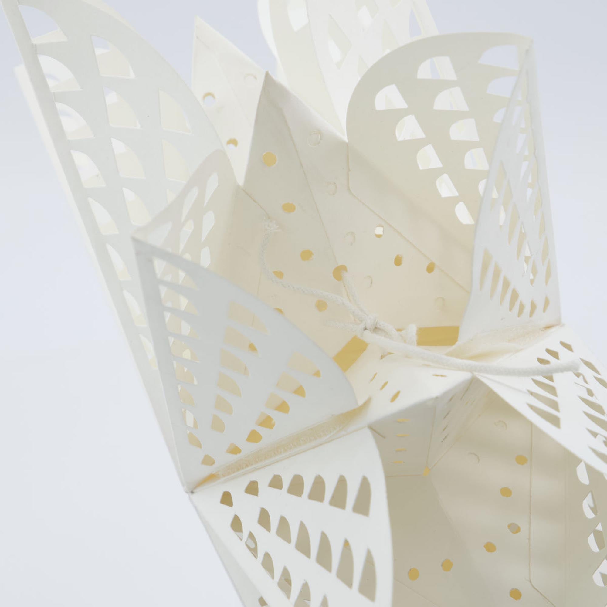 Eleganter HDGint Stern in Weiss von House Doctor für stilvolle Akzente.