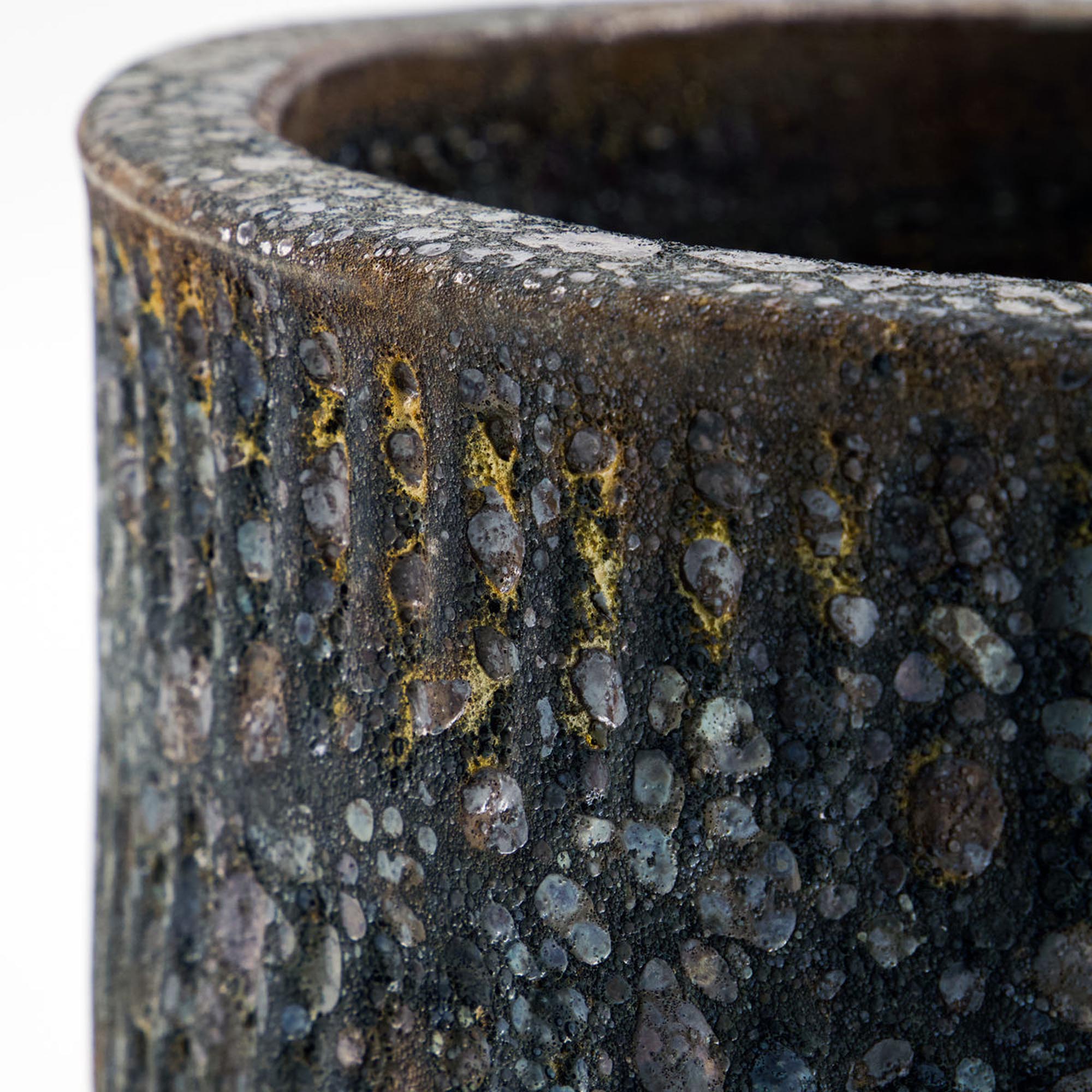 Stilvoller Blumentopf HDSuco in Grau von House Doctor für Ihr Heim.