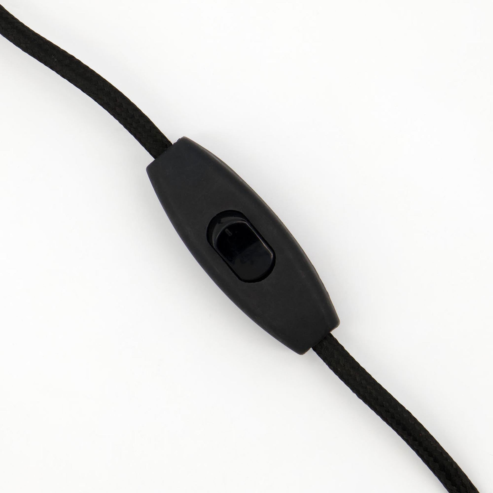 Elegante grüne Tischleuchte HDDesk von House Doctor für jeden Raum.