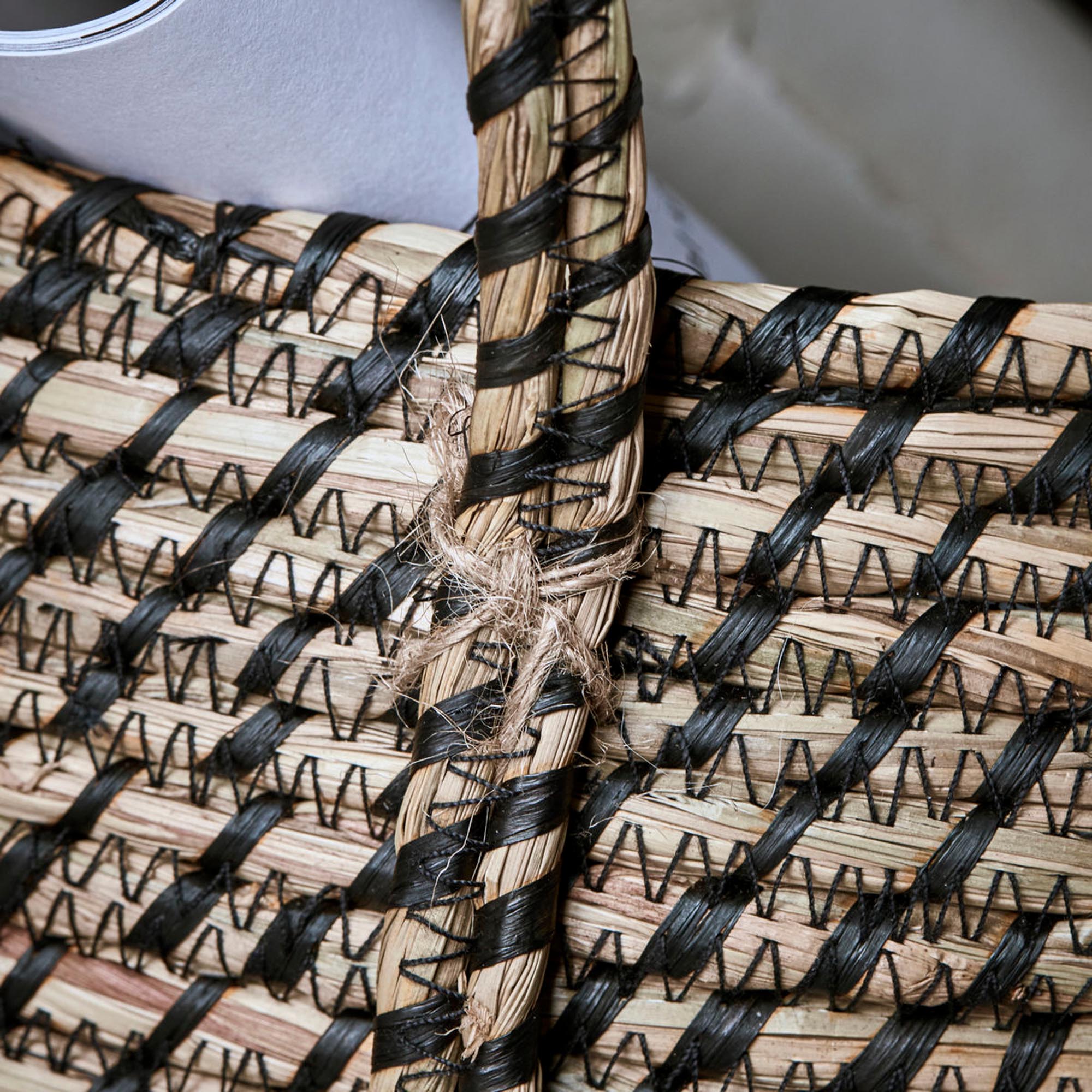 Stilvoller HDDistra Aufbewahrungskorb von House Doctor in Schwarz.