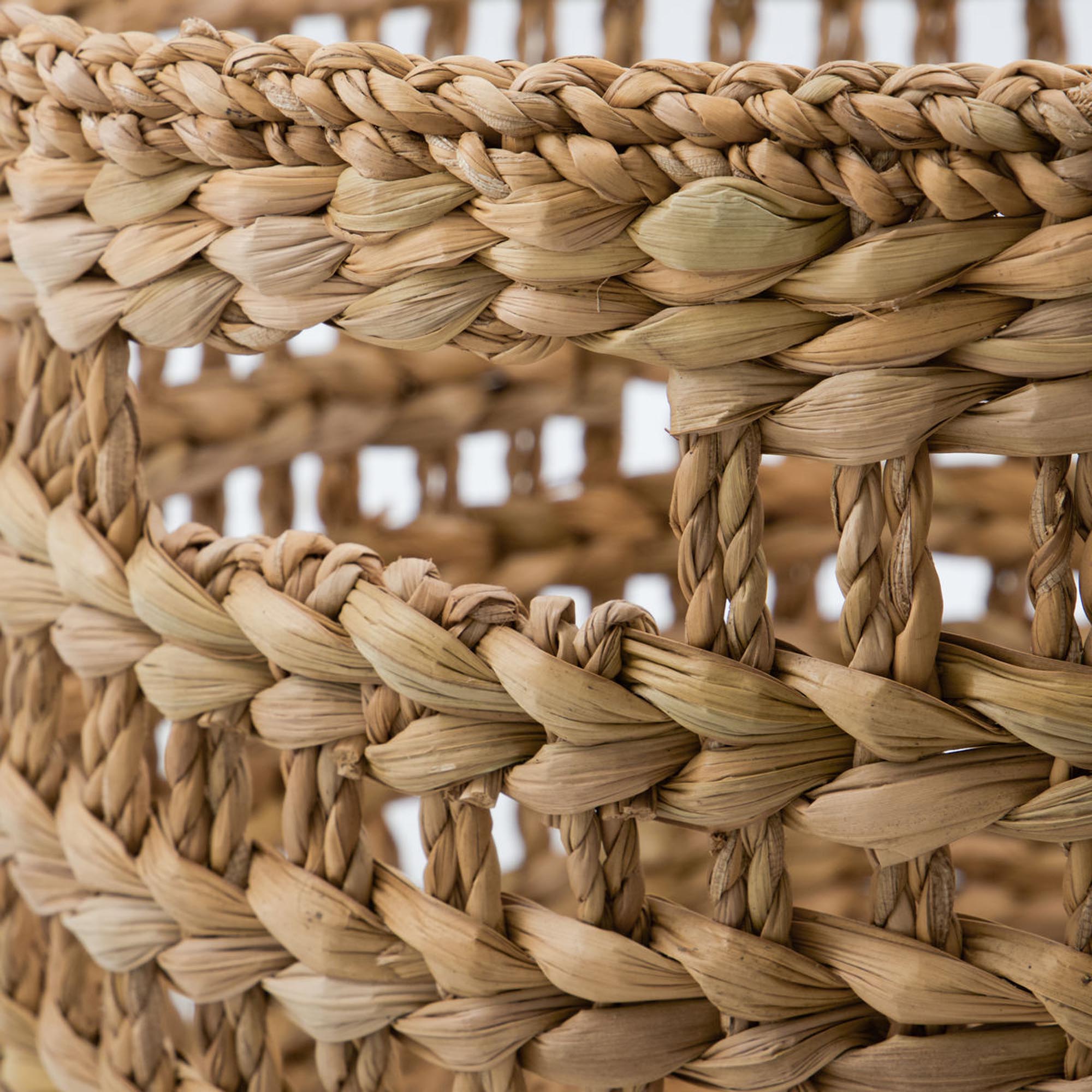 Natürliche HDRamla Körbe von House Doctor für stilvolle Ordnung.