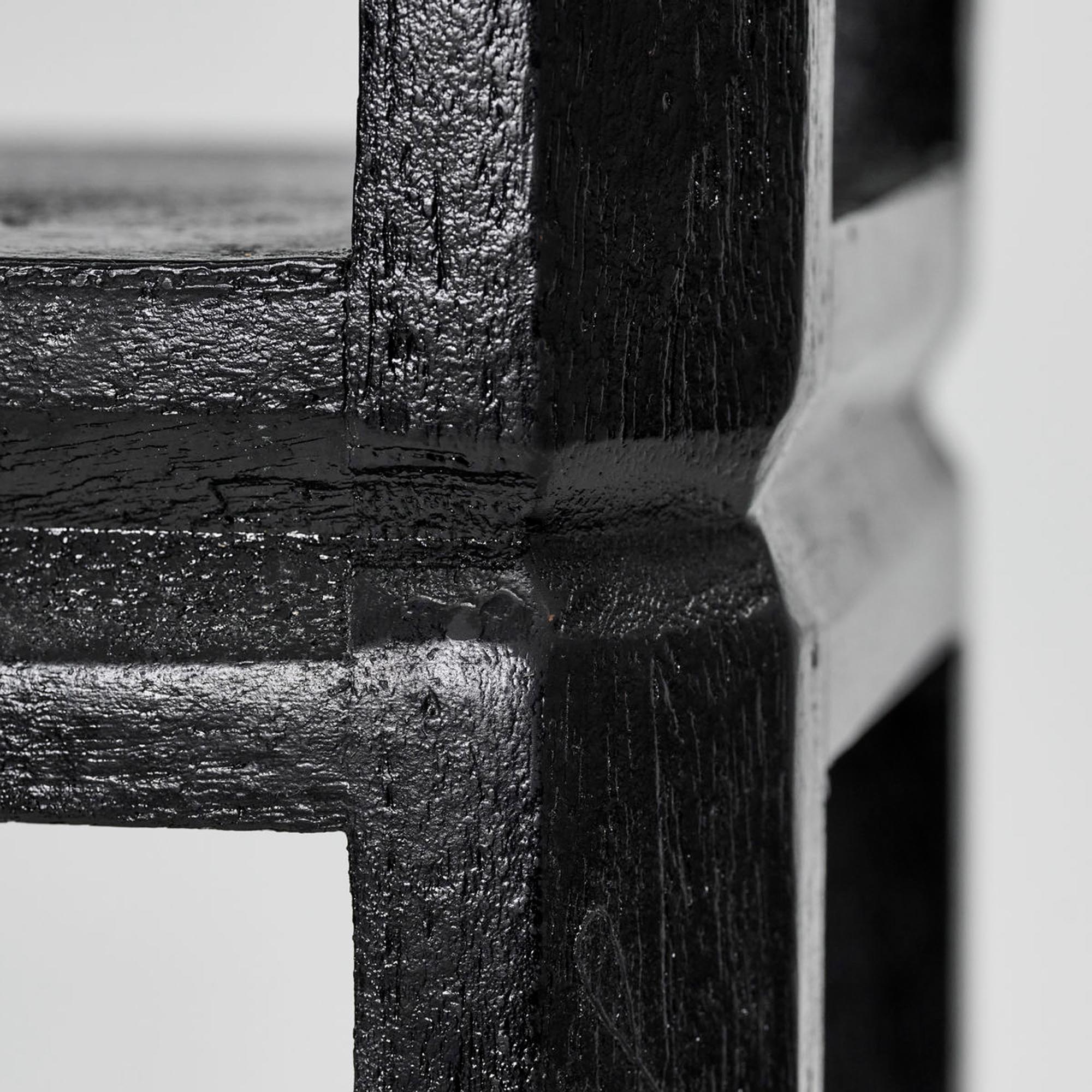 Minimalistisches Regal HDMono in Schwarz von House Doctor, ideal für Loft.