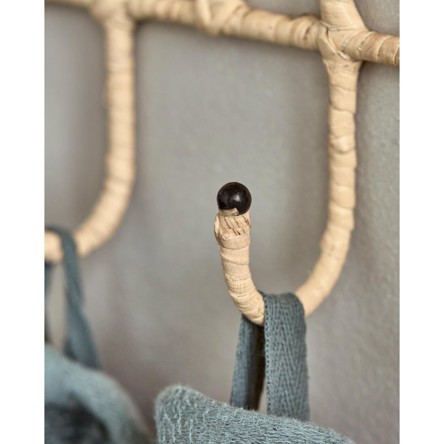 Stilvoller Haken aus Naturmaterial von House Doctor, perfekt für eine elegante und praktische Raumgestaltung.