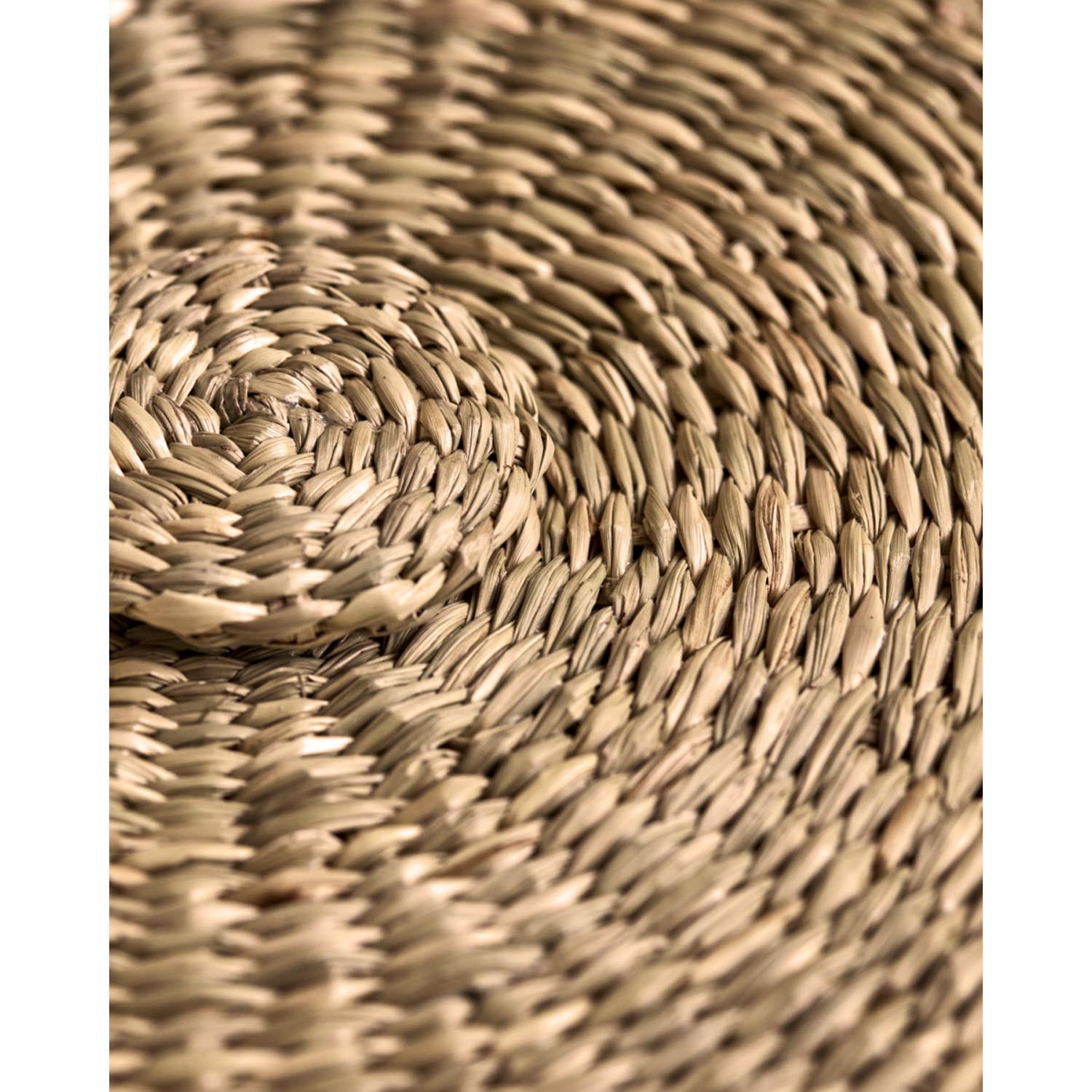 Elegante Wäschekörbe aus natürlichen Materialien in Braun von House Doctor, perfekt für stilvolle und praktische Aufbewahrung.