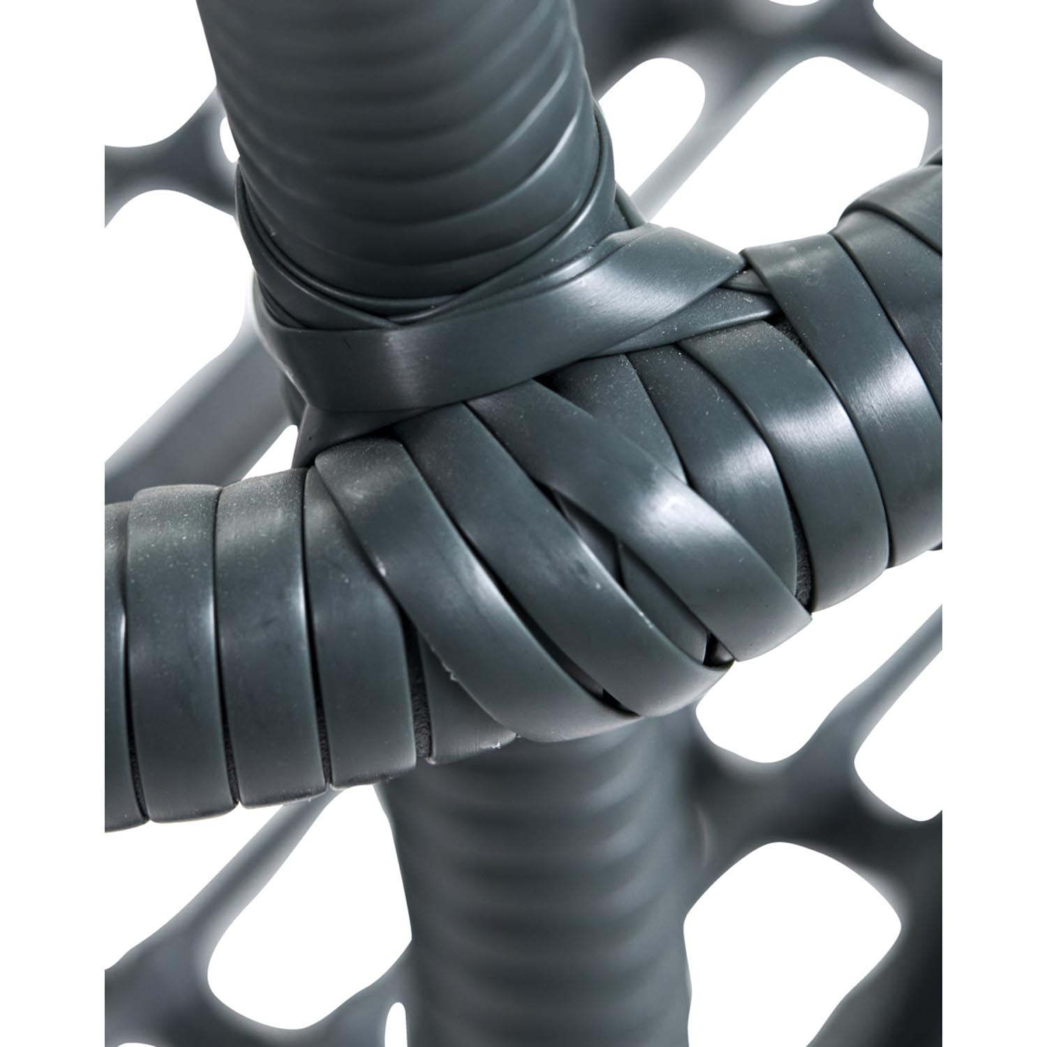 Moderner Stuhl HDBrea von House Doctor in Grün, stilvoll und bequem, ideal für Esszimmer, Büro oder Wohnbereich.