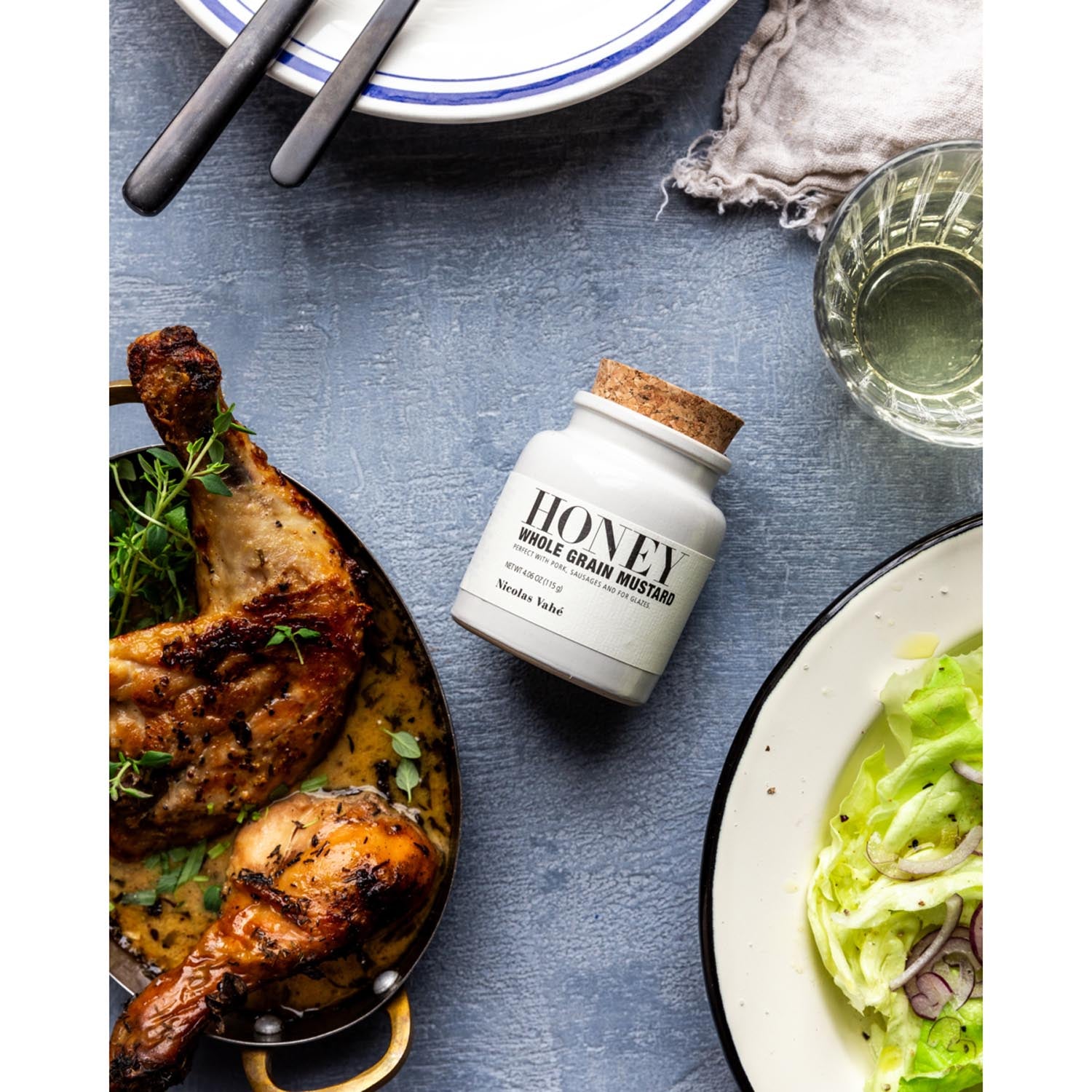 Ein köstlicher Honig-Vollkornsenf von Nicolas Vahé, perfekt für Dressings, Marinaden oder als Dip. Einzigartig und aromatisch.